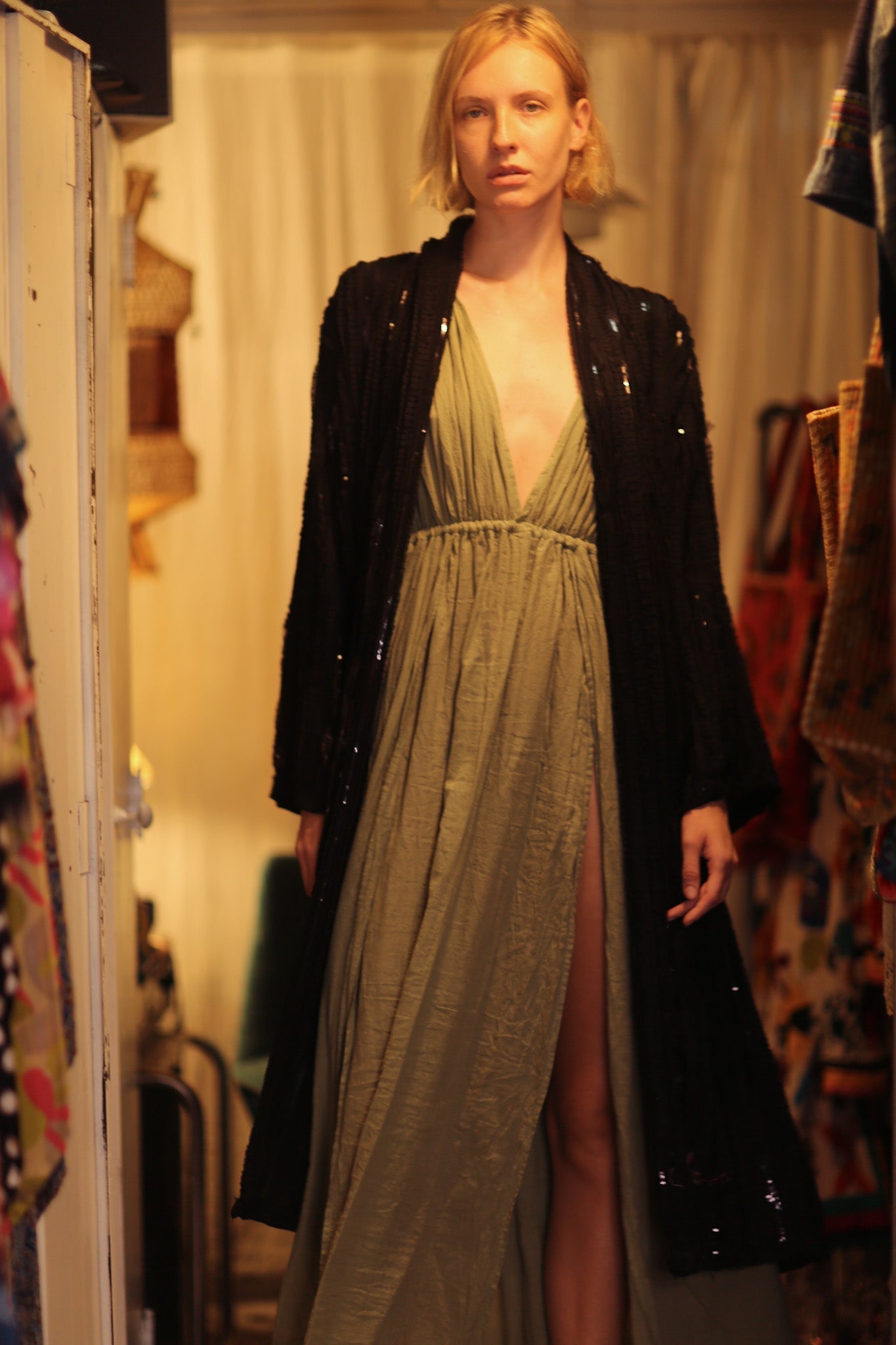 BLACK FRILL SEQUIN EMBROIDERED KIMONO ISAI - MOMO STUDIO BERLIN - Berlin Concept Store - sustainable & ethical fashion