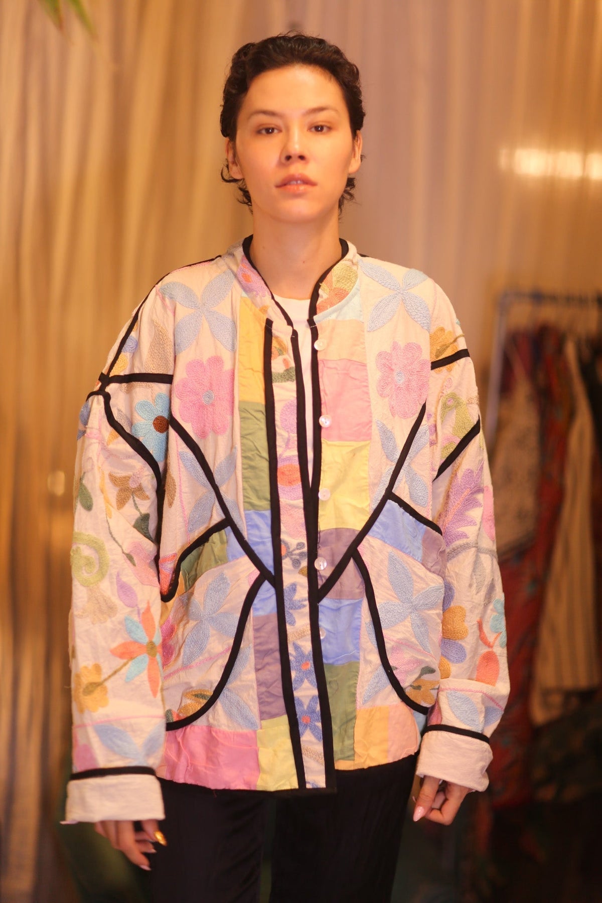 EMBROIDERED SUZANI JACKET THETTANT - MOMO STUDIO BERLIN - Berlin Concept Store - sustainable & ethical fashion