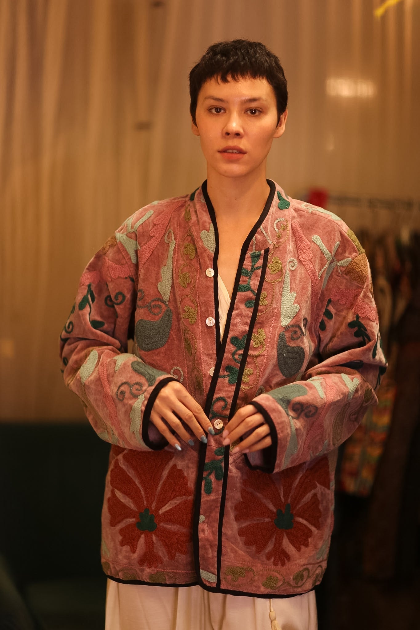 EMBROIDERED VELVET JACKET LADA - MOMO STUDIO BERLIN - Berlin Concept Store - sustainable & ethical fashion