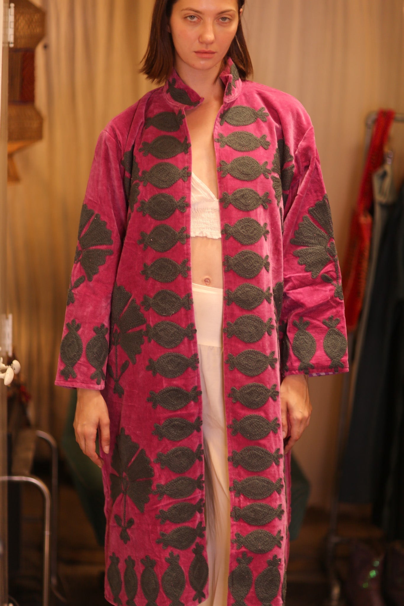 EMBROIDERED VELVET LONG COAT MISCHKA PEONY - MOMO STUDIO BERLIN - Berlin Concept Store - sustainable & ethical fashion