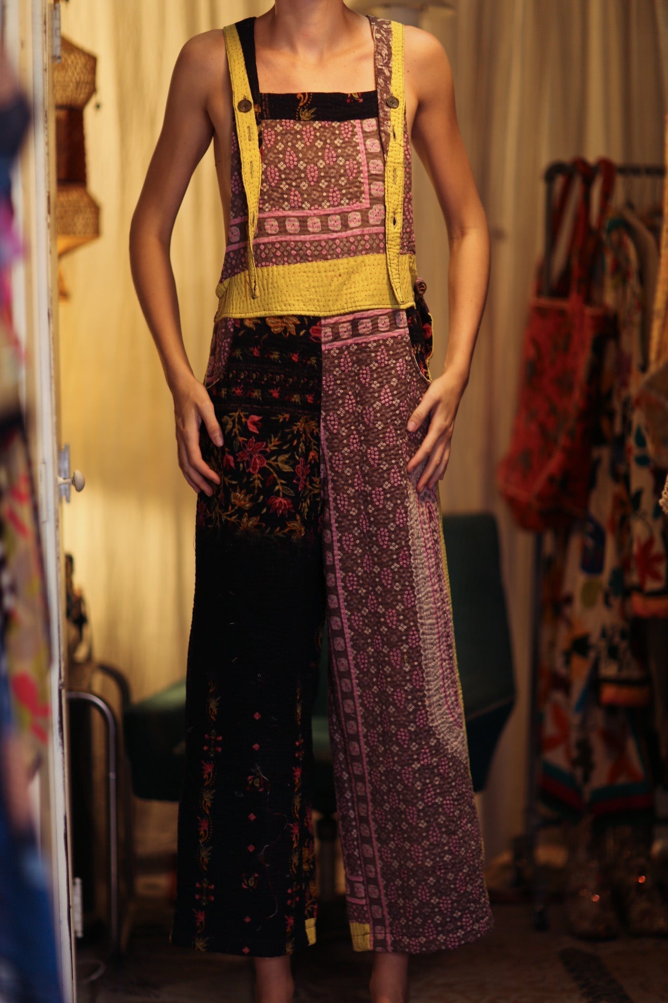 FREYA EMBROIDERED KANTHA DUNGAREES GRAPES - MOMO STUDIO BERLIN - Berlin Concept Store - sustainable & ethical fashion