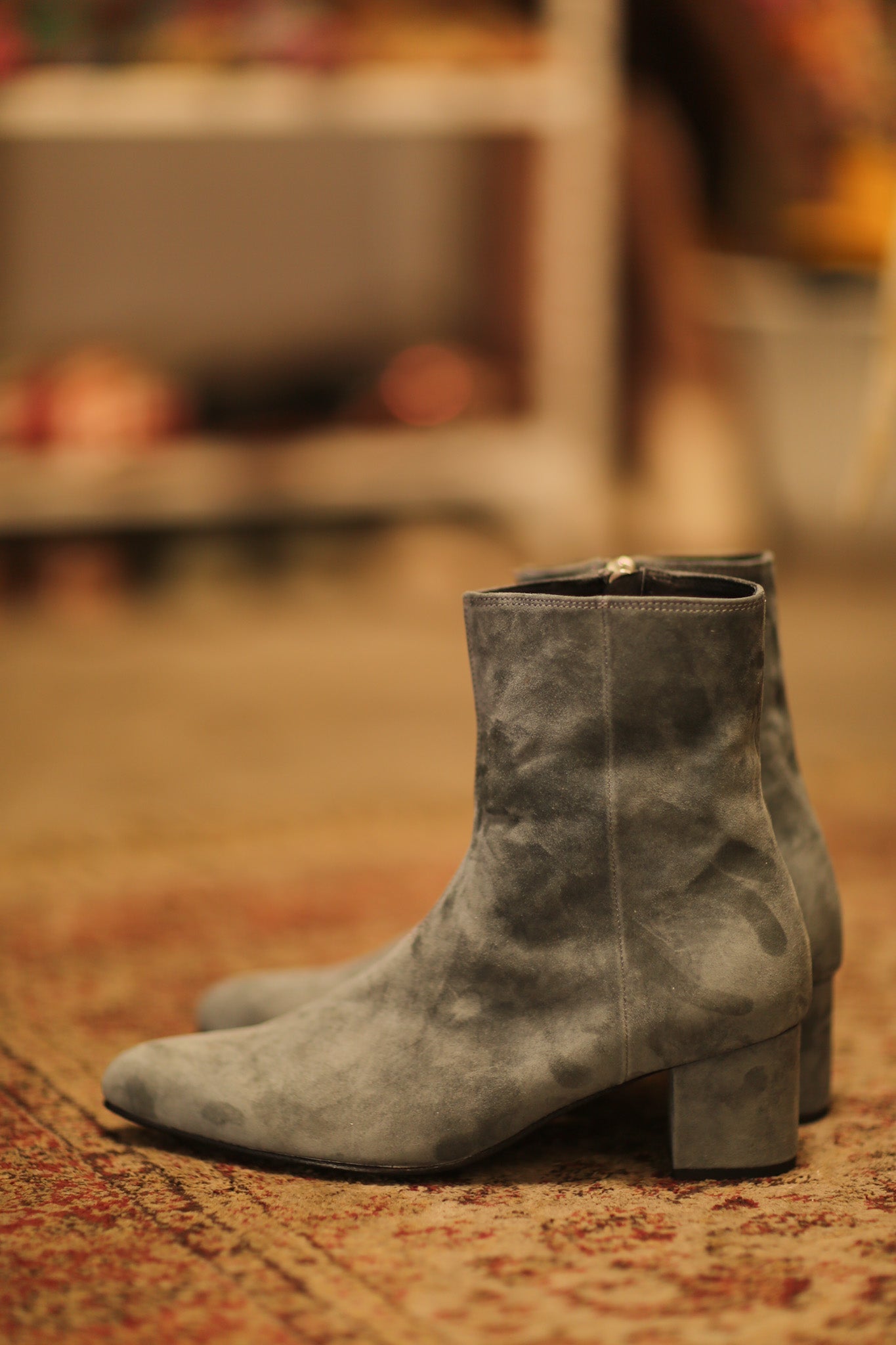 GREY SUEDE BOOTS MOODS - MOMO STUDIO BERLIN - Berlin Concept Store - sustainable & ethical fashion