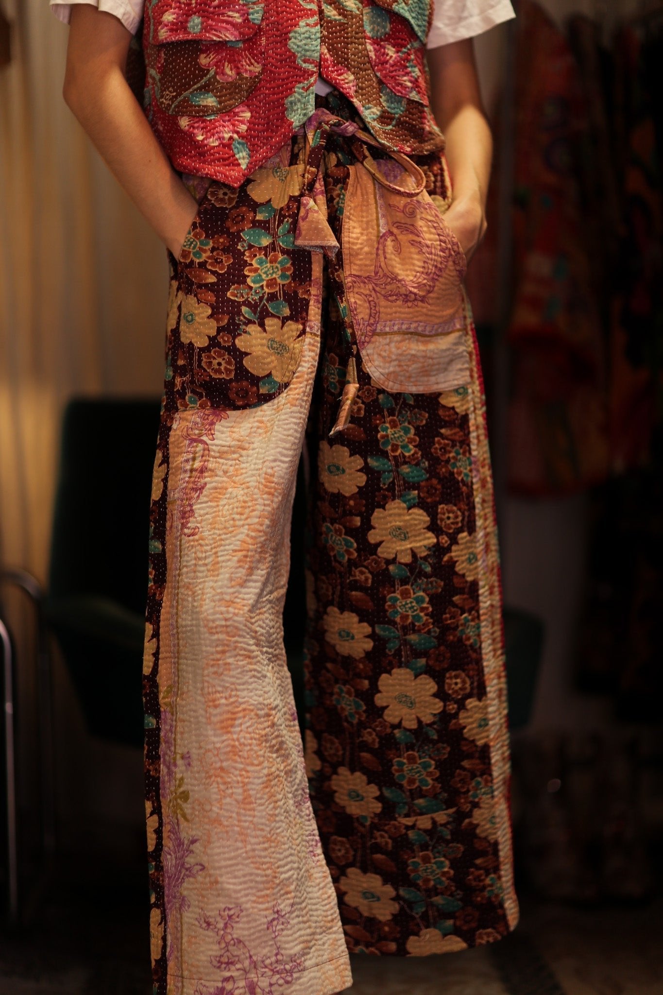 LENA KANTHA TROUSERS FLOWERS PATCHES - MOMO STUDIO BERLIN - Berlin Concept Store - sustainable & ethical fashion