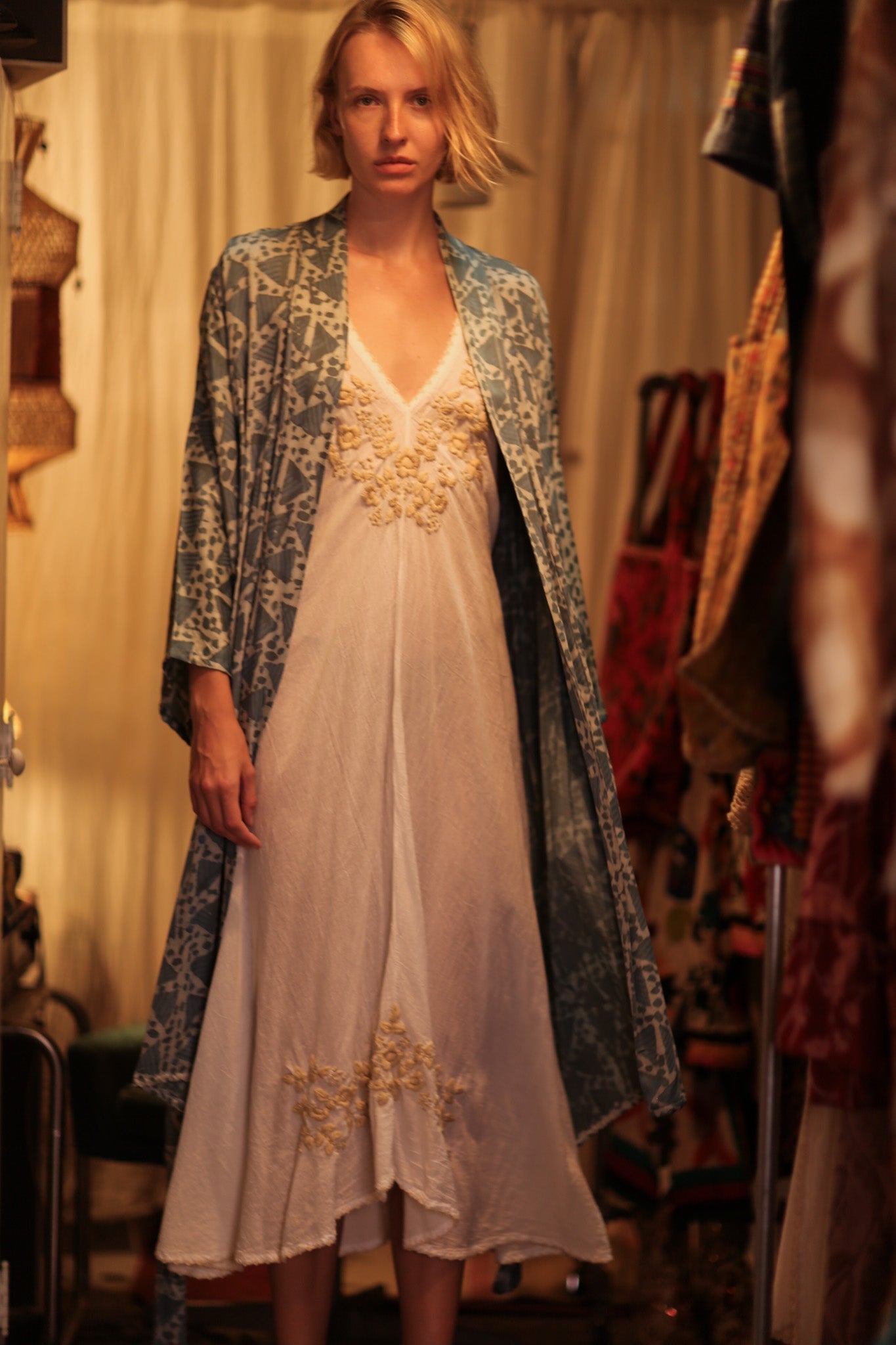 OLIVIA SILK KIMONO GEOMETRIC BLUE - MOMO STUDIO BERLIN - Berlin Concept Store - sustainable & ethical fashion
