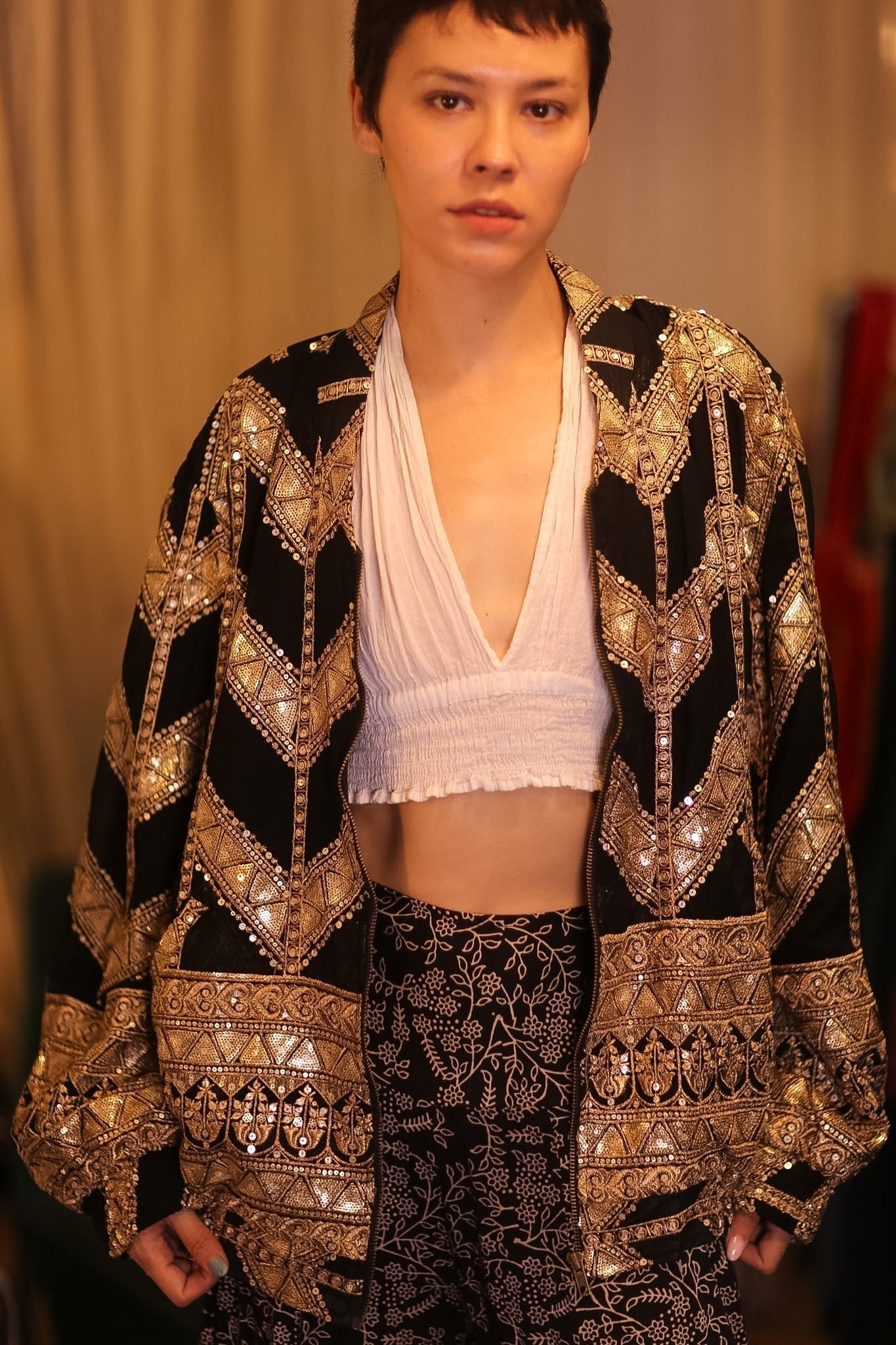 OVERSIZED EMBROIDERED SILK BOMBER JACKET WONMIN - MOMO STUDIO BERLIN - Berlin Concept Store - sustainable & ethical fashion