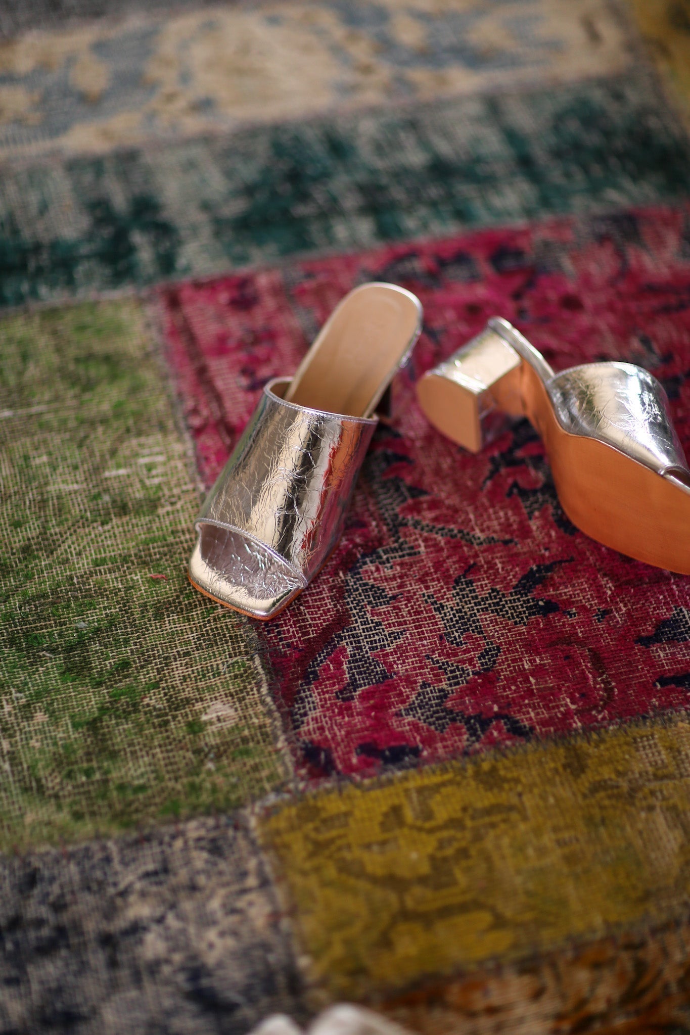 SILVER CRACKED METALLIC HEELED MULES PERRY - MOMO STUDIO BERLIN - Berlin Concept Store - sustainable & ethical fashion