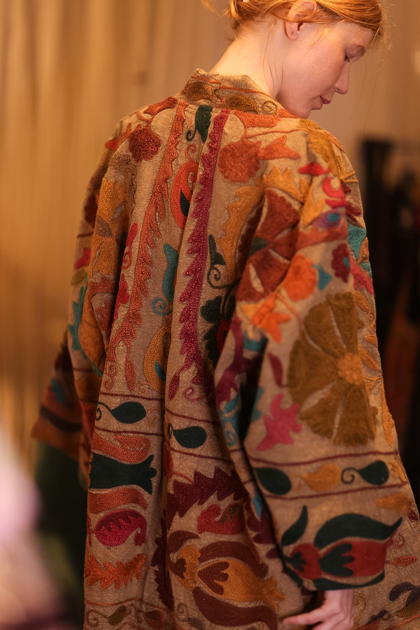 SUZANI EMBROIDERED SHORT KIMONO MONTY DWARF - MOMO STUDIO BERLIN - Berlin Concept Store - sustainable & ethical fashion