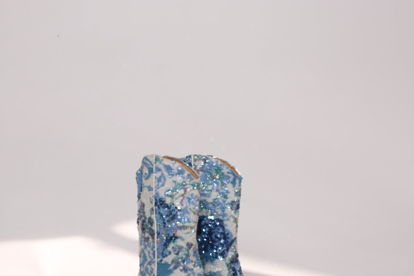 TATI SEQUINS EMBROIDERED COWBOY BOOTS - MOMO STUDIO BERLIN - Berlin Concept Store - sustainable & ethical fashion