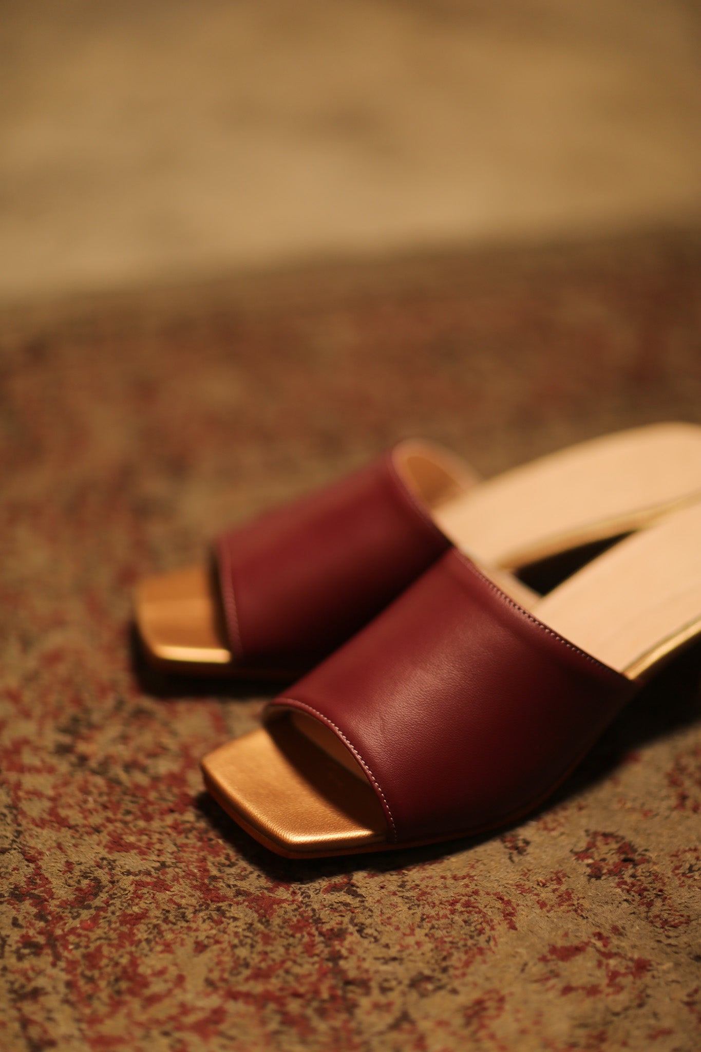 HEELED LEATHER MULES LORIN WINE RED GOLD