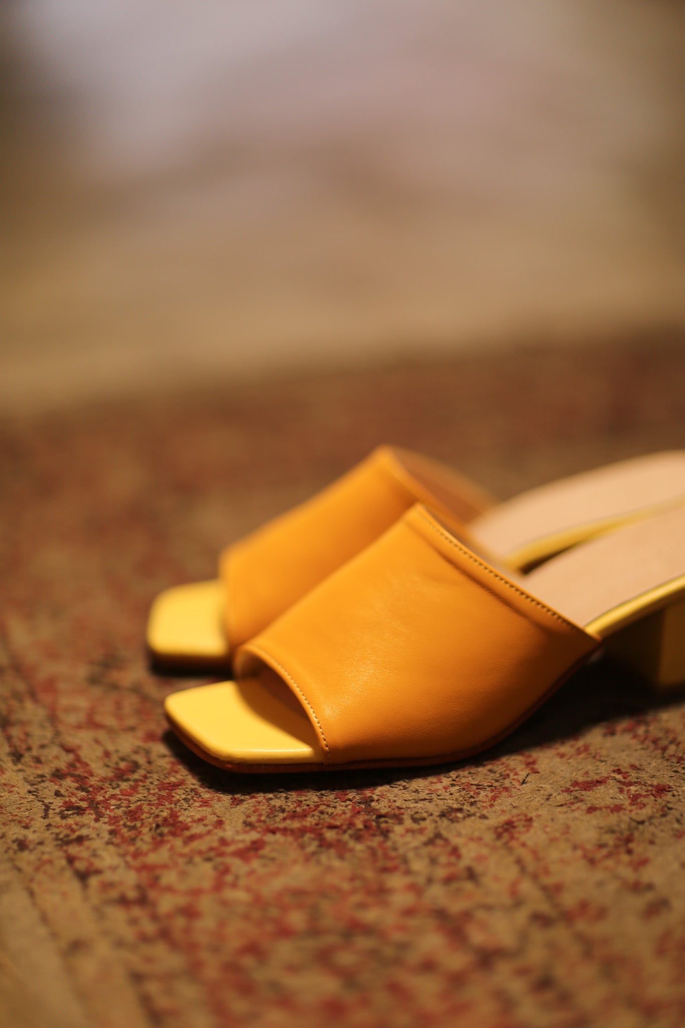 LEATHER HEELED MULES DARK YELLOE LIGHT YELLOW