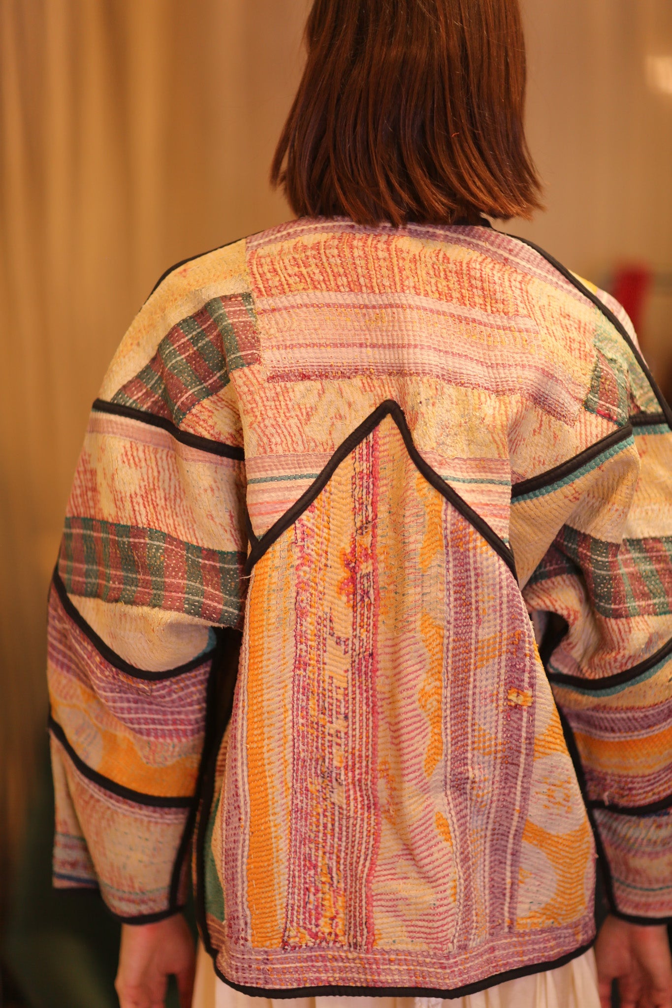 PATCHWORK PATTERN KANTHA JACKET SHWEPOE