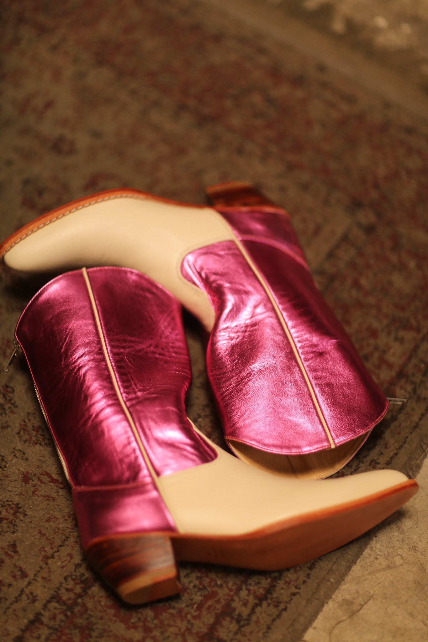 METALLIC PINK CREAM LEATHER BOOTS NOSCHIO