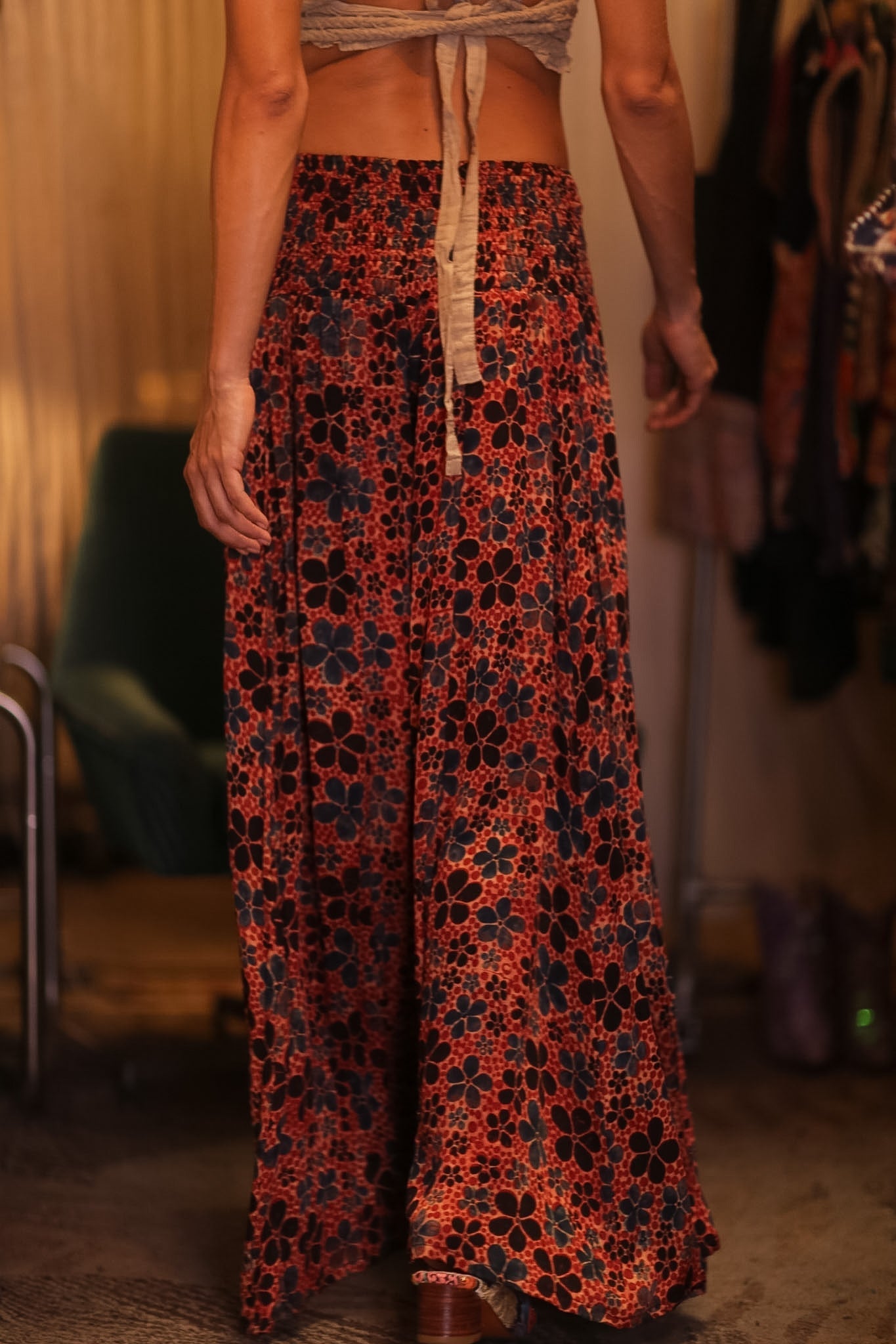 SILK WIDE LEG PANTS RUBY FRANGIPANI