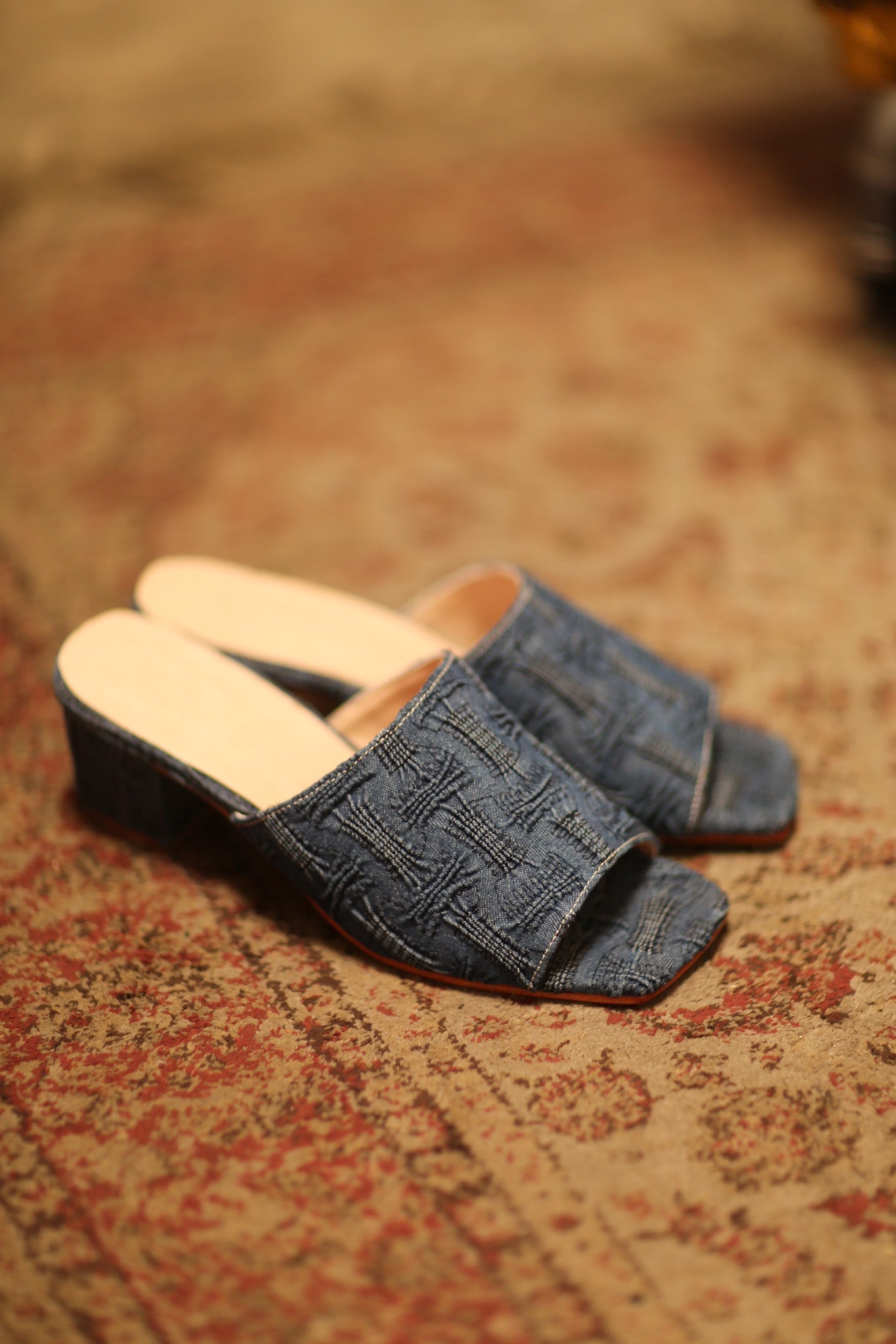 HEELED DENIM MULES JANBU