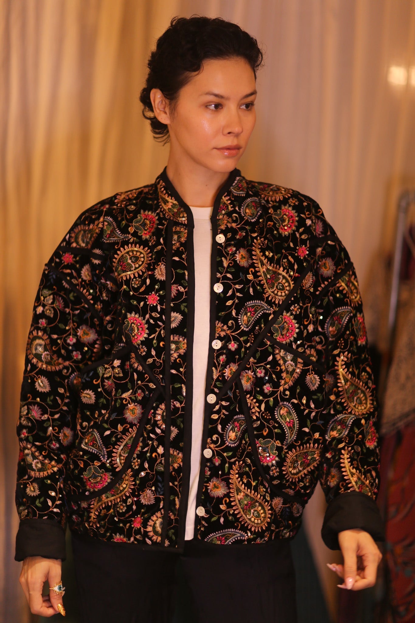 EMBROIDERED VELVET JACKET HYO