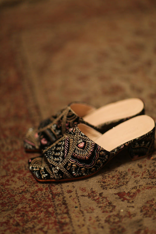 EMBROIDERED VELVET MULES