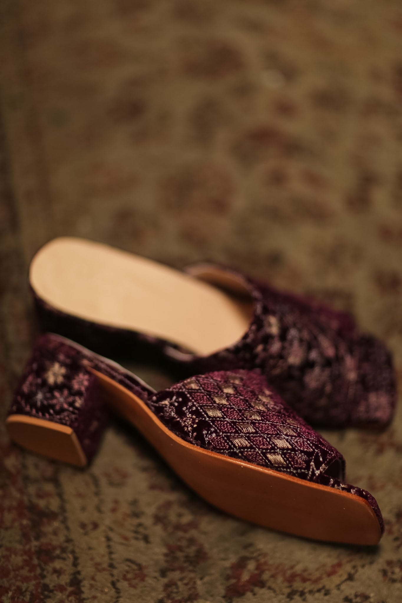 EMBROIDERED VELVET HEELED MULES JARISSA