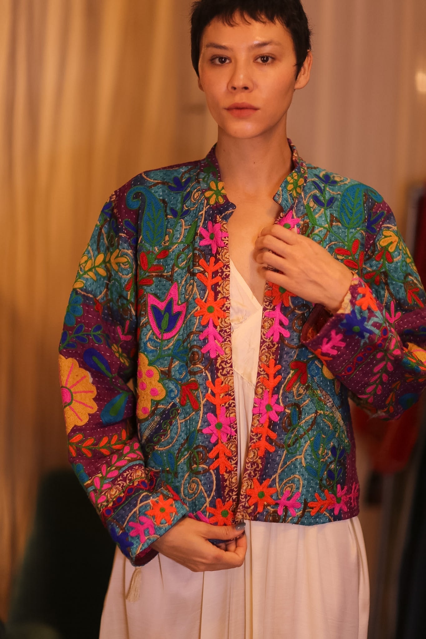 EMBROIDERED KANTHA SHORT COAT INGRID KOKSI