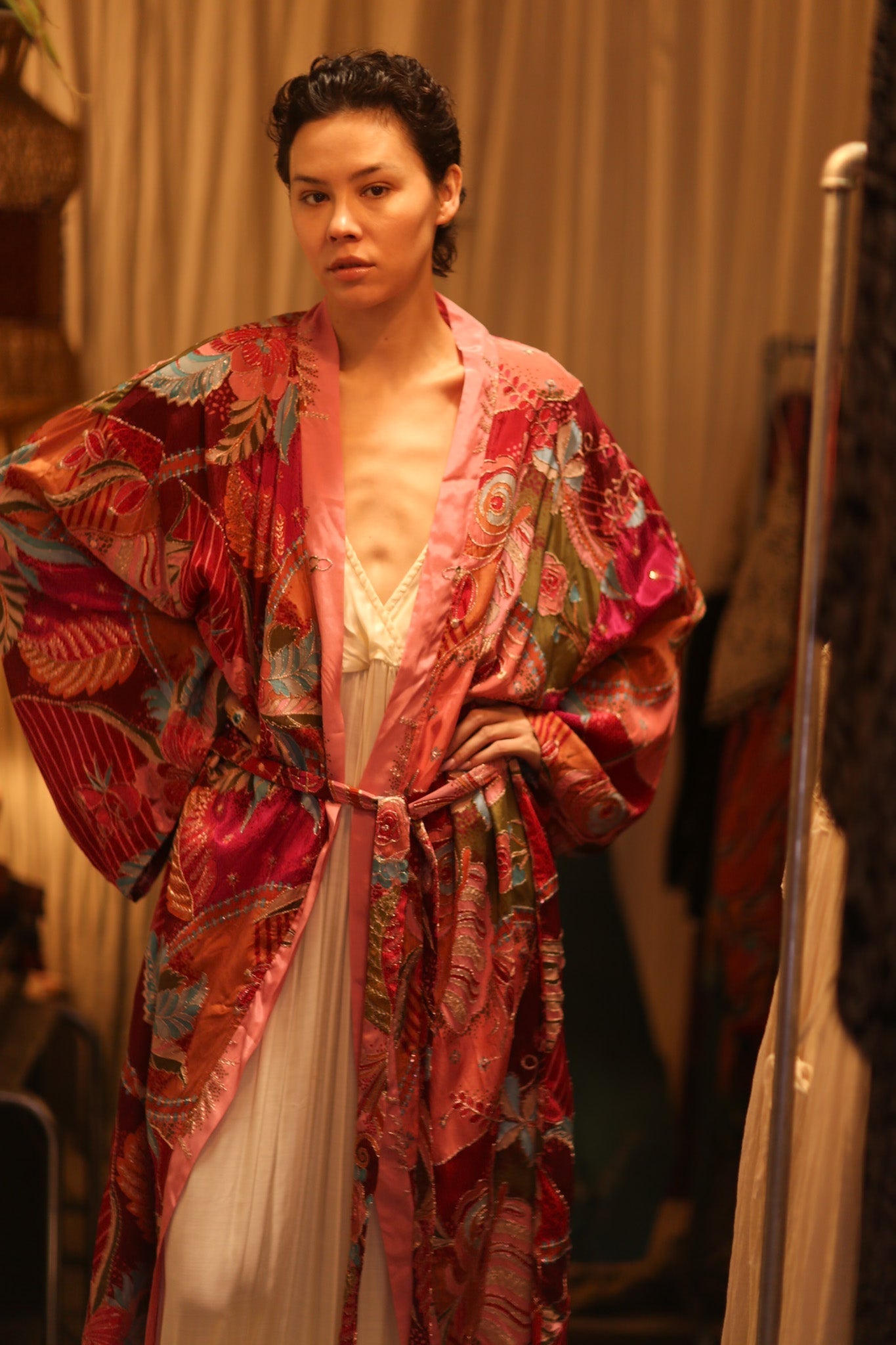 EMBROIDERED SILK KIMONO WITH BELT BAGAN