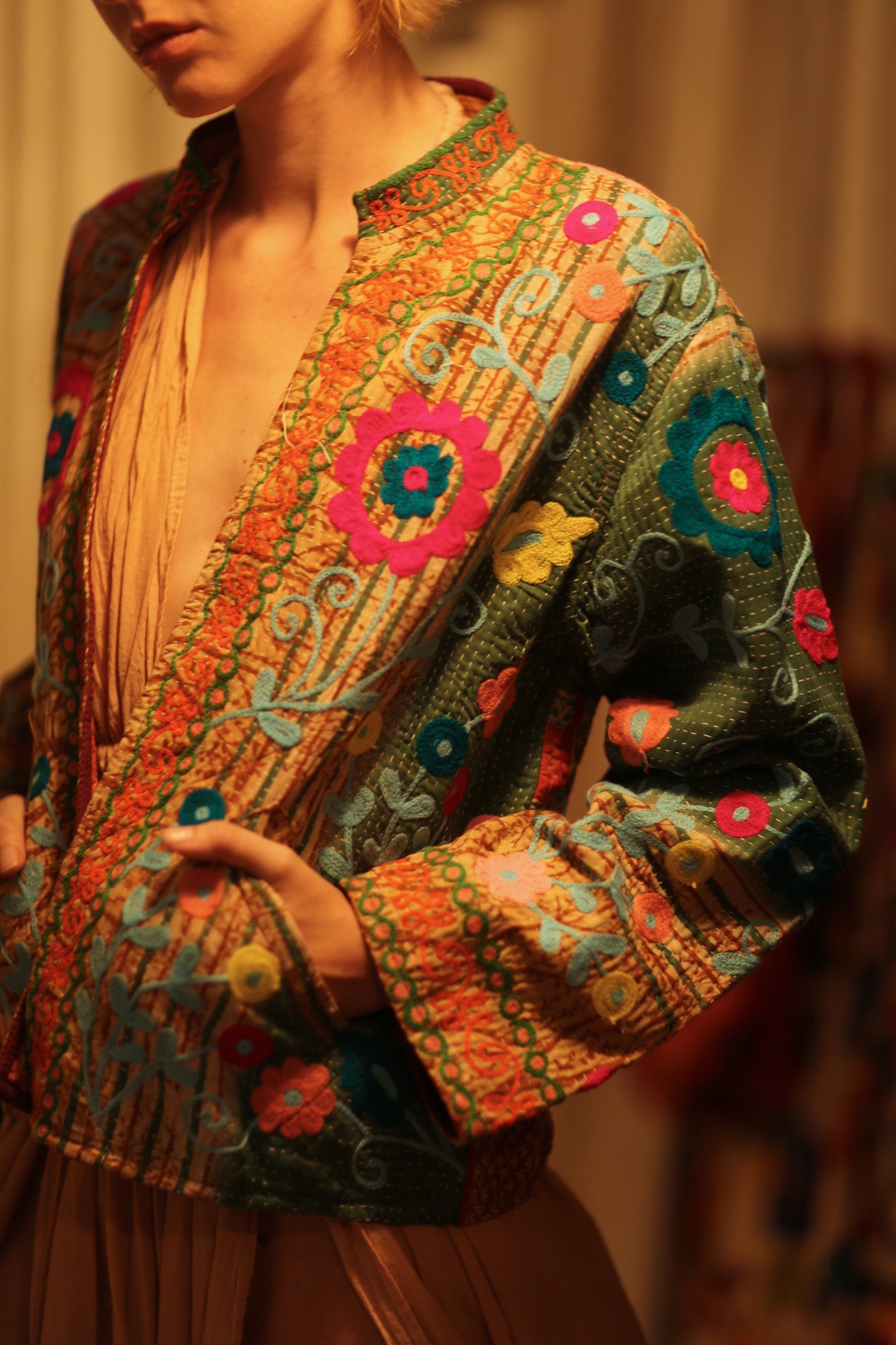 JACKET INGRID YONA EMBROIDERED