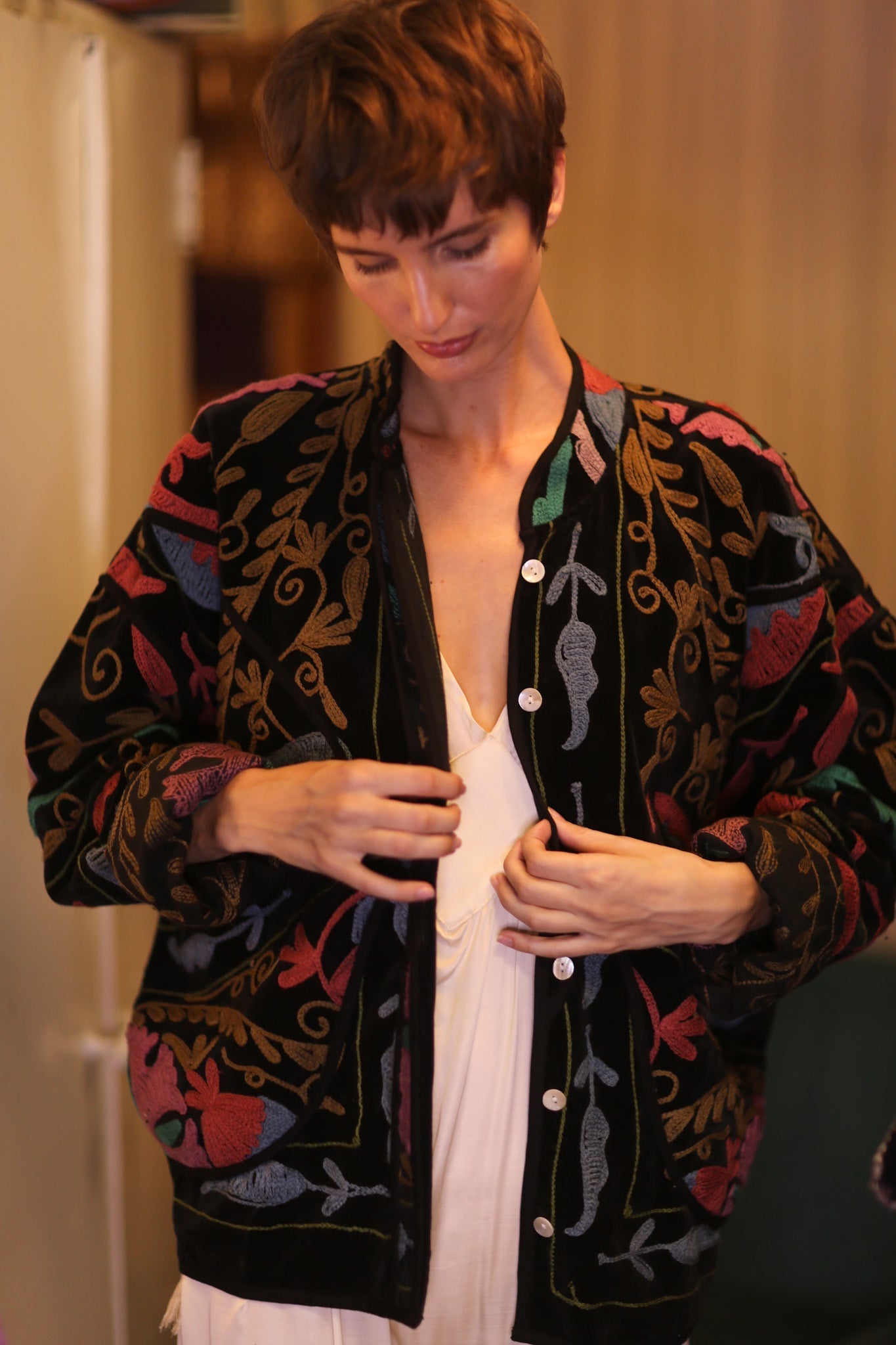 EMBROIDERED VELVET JACKET VIVID