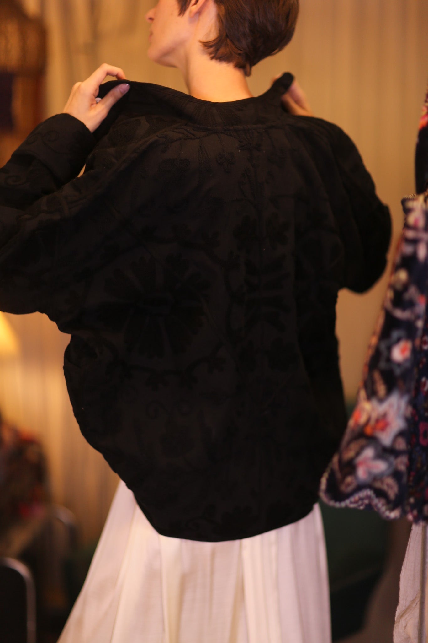 EMBROIDERED PREMIUM COTTON JACKET MIDIL