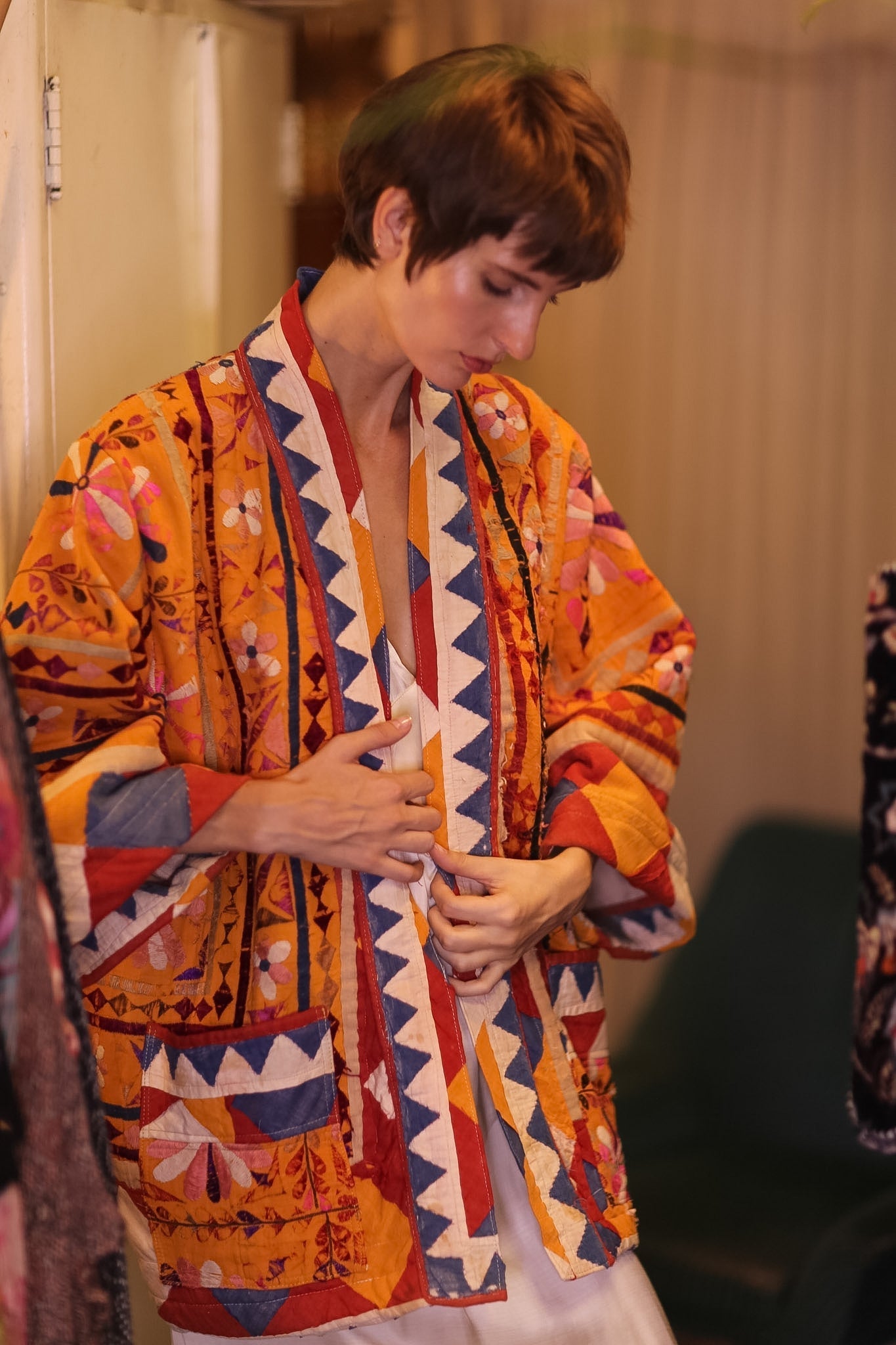 HALF KIMONO EMBROIDRED JACKET LORISA