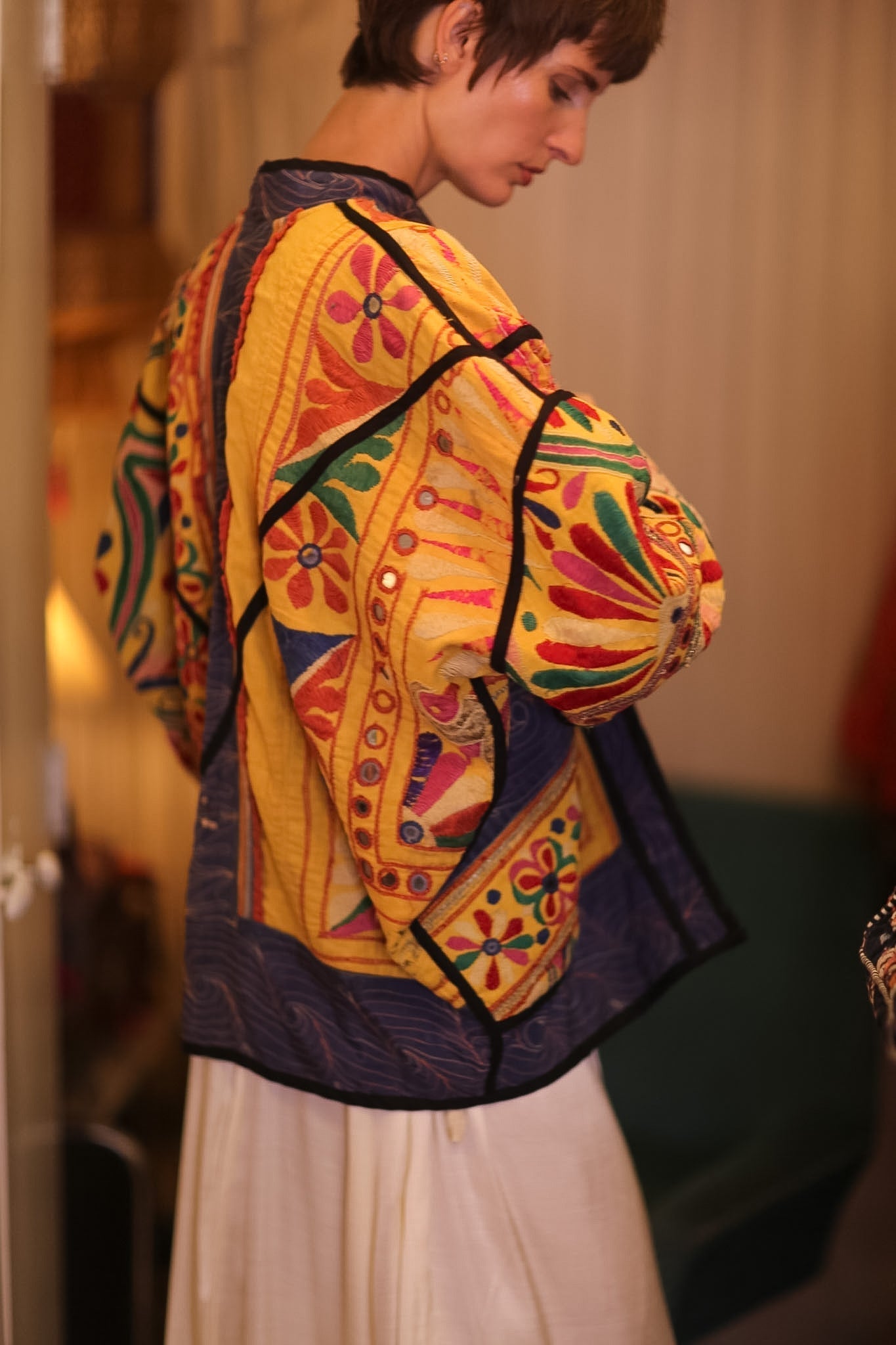 EMBROIDERED RARE VINTAGE JACKET WINTU