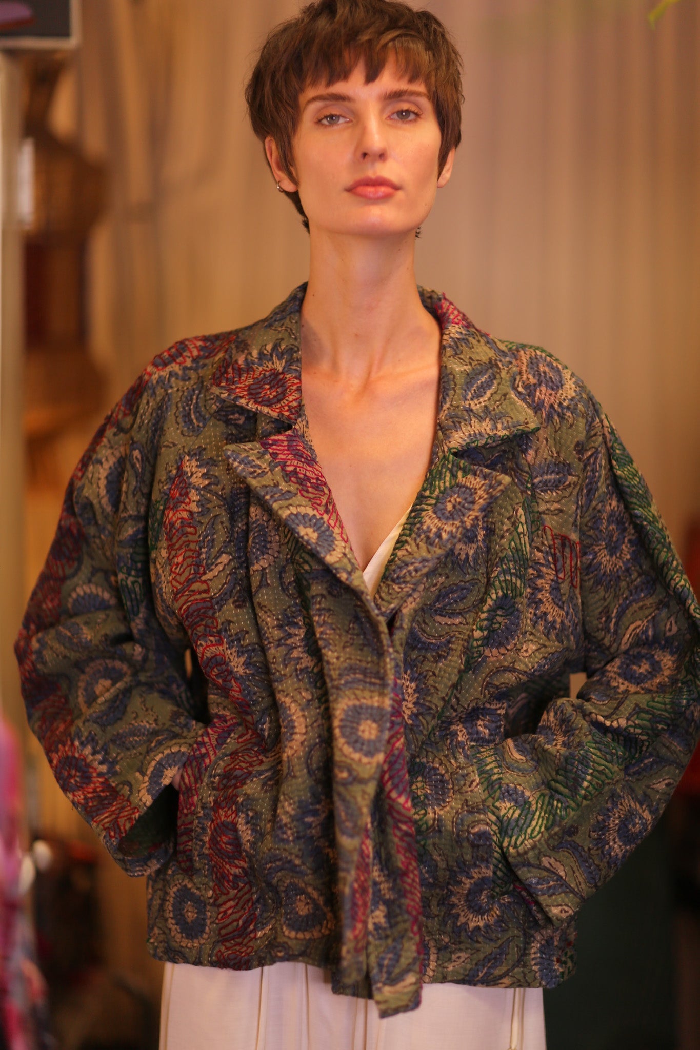 KANTHA FLORAL JACKET GREOGY