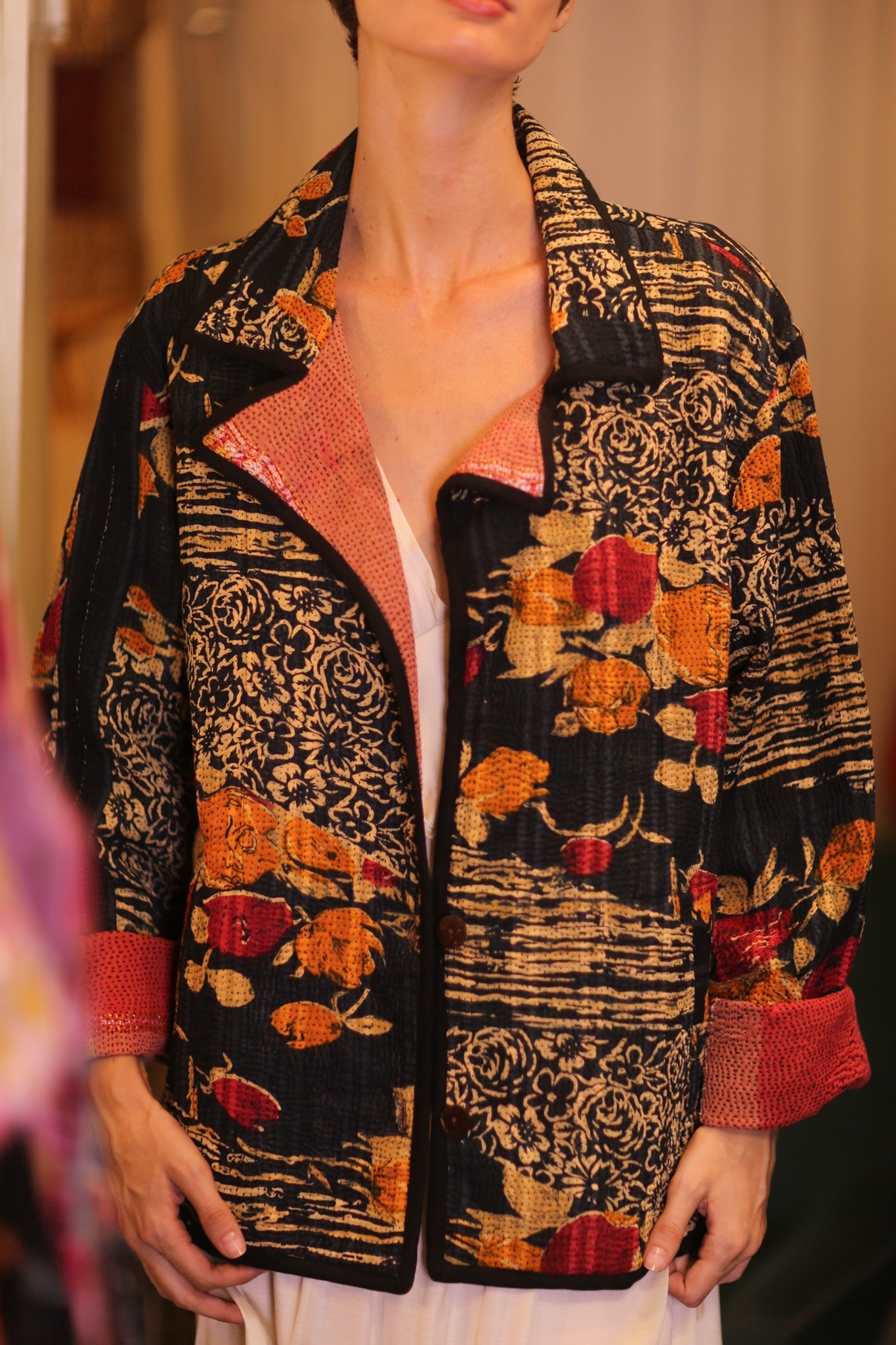 BLACK FLORAL KANTHA JACKET LOTA