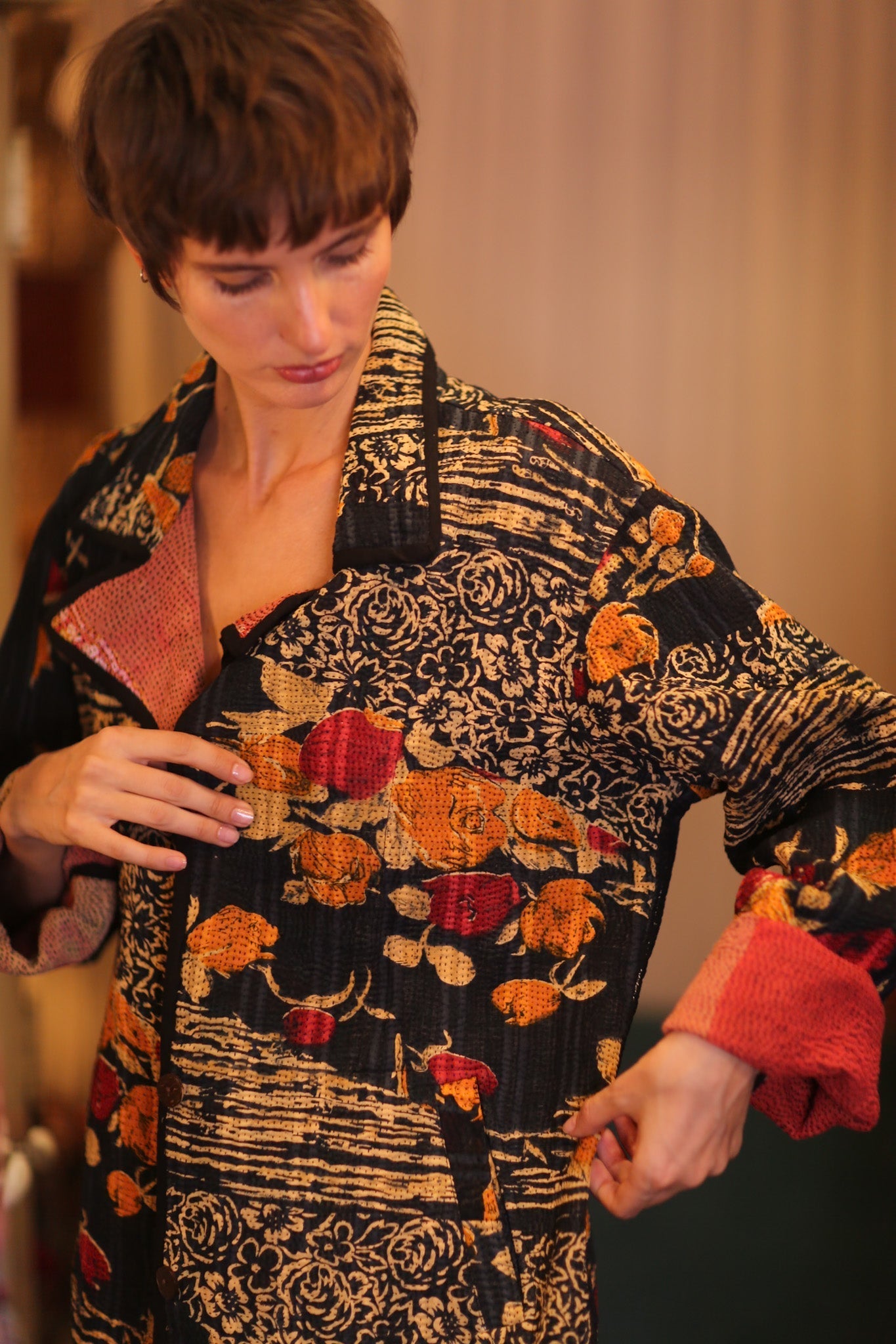 BLACK FLORAL KANTHA JACKET LOTA