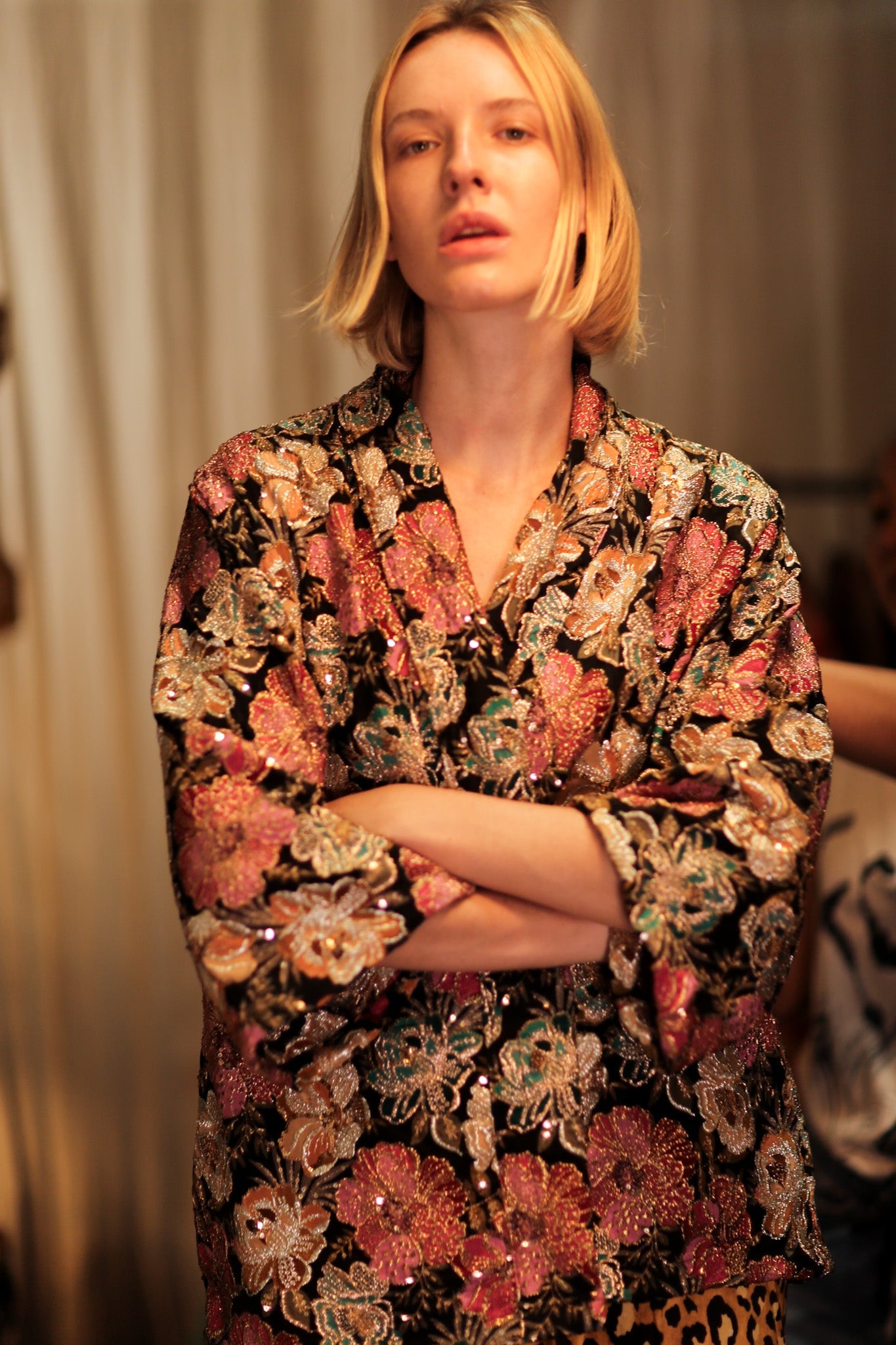 CARINE EMBROIDERED SILK KIMONO MULTI FLOWER