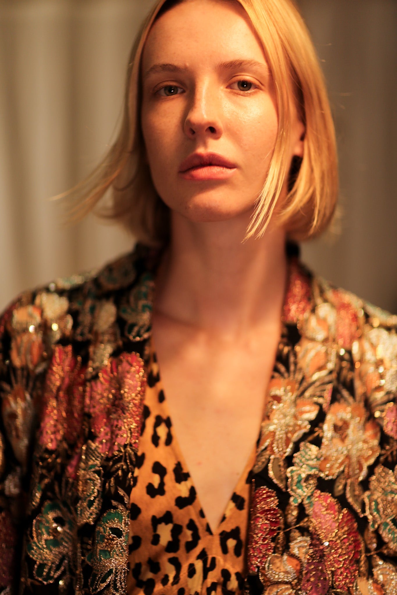 CARINE EMBROIDERED SILK KIMONO MULTI FLOWER