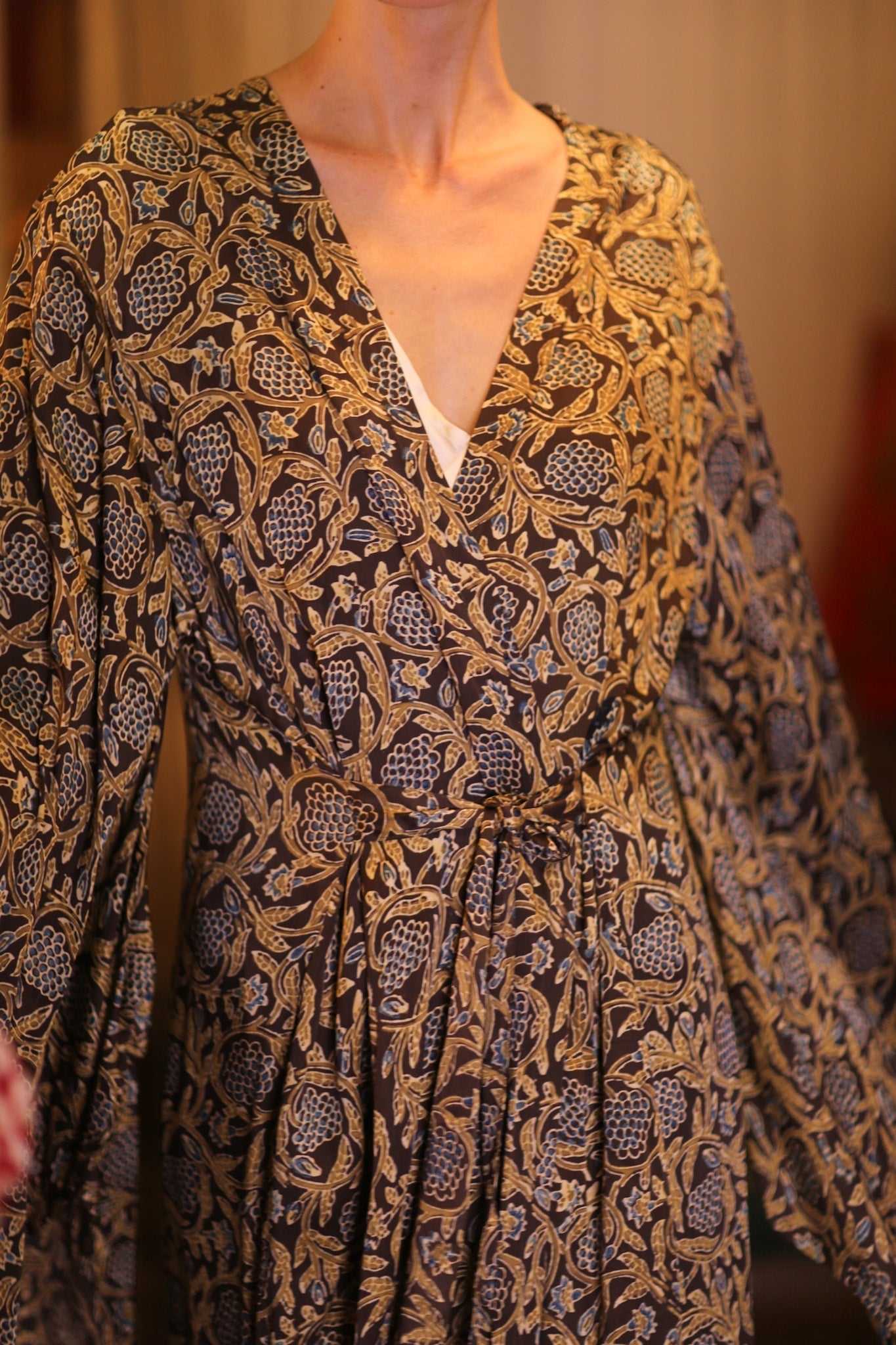 SILK WING KIMONO PINA HYDRANGEA