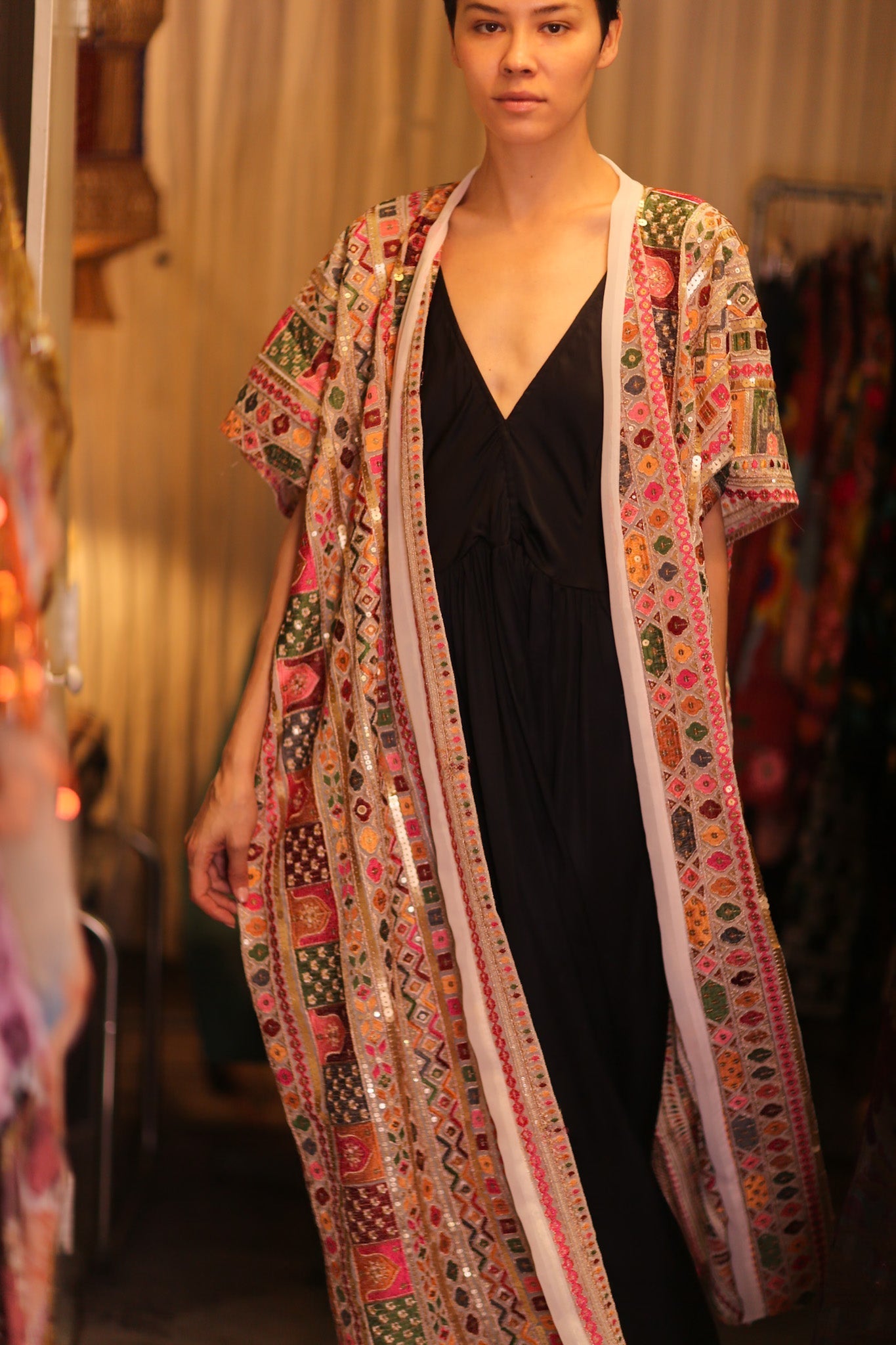 EMBROIDERED KIMONO SILK SUNOSCH