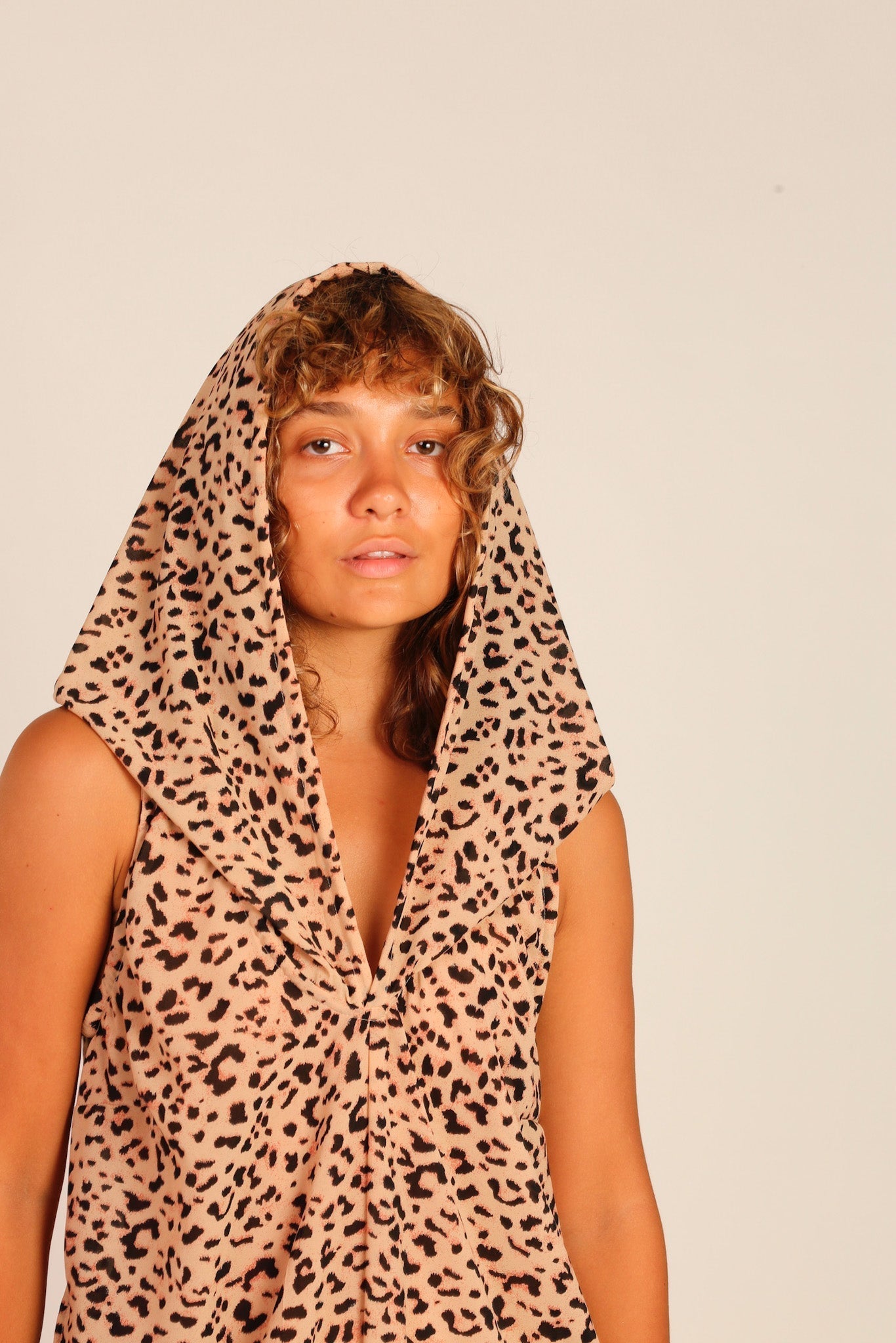 ANIMAL PRINT HOODIE DRESS - MOMO STUDIO BERLIN - Berlin Concept Store - sustainable & ethical fashion