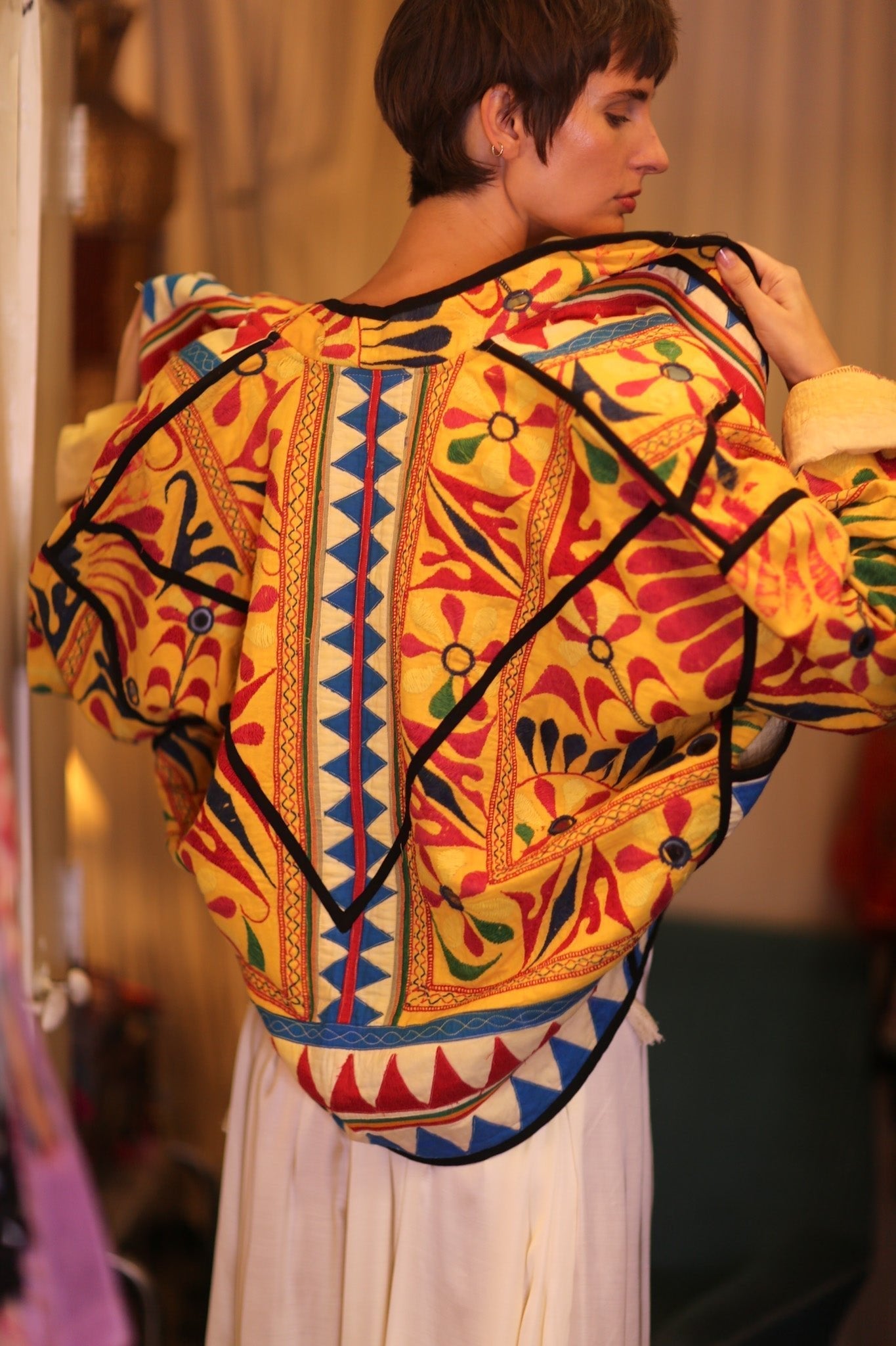 ANTIQUE VINTAGE FABRIC JACKET LIRU - MOMO STUDIO BERLIN - Berlin Concept Store - sustainable & ethical fashion