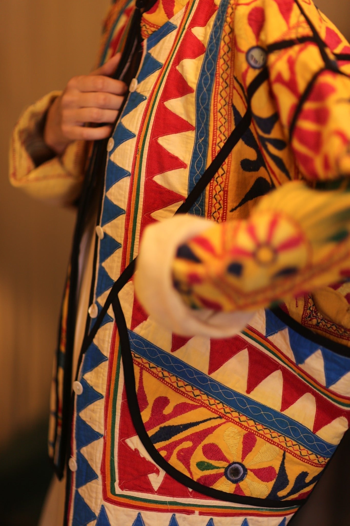 ANTIQUE VINTAGE FABRIC JACKET LIRU - MOMO STUDIO BERLIN - Berlin Concept Store - sustainable & ethical fashion