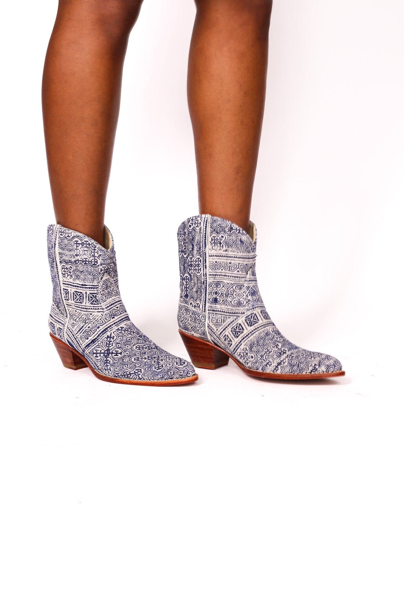 BATIK INDIGO BOOTIES NATASHA - MOMO STUDIO BERLIN - Berlin Concept Store - sustainable & ethical fashion