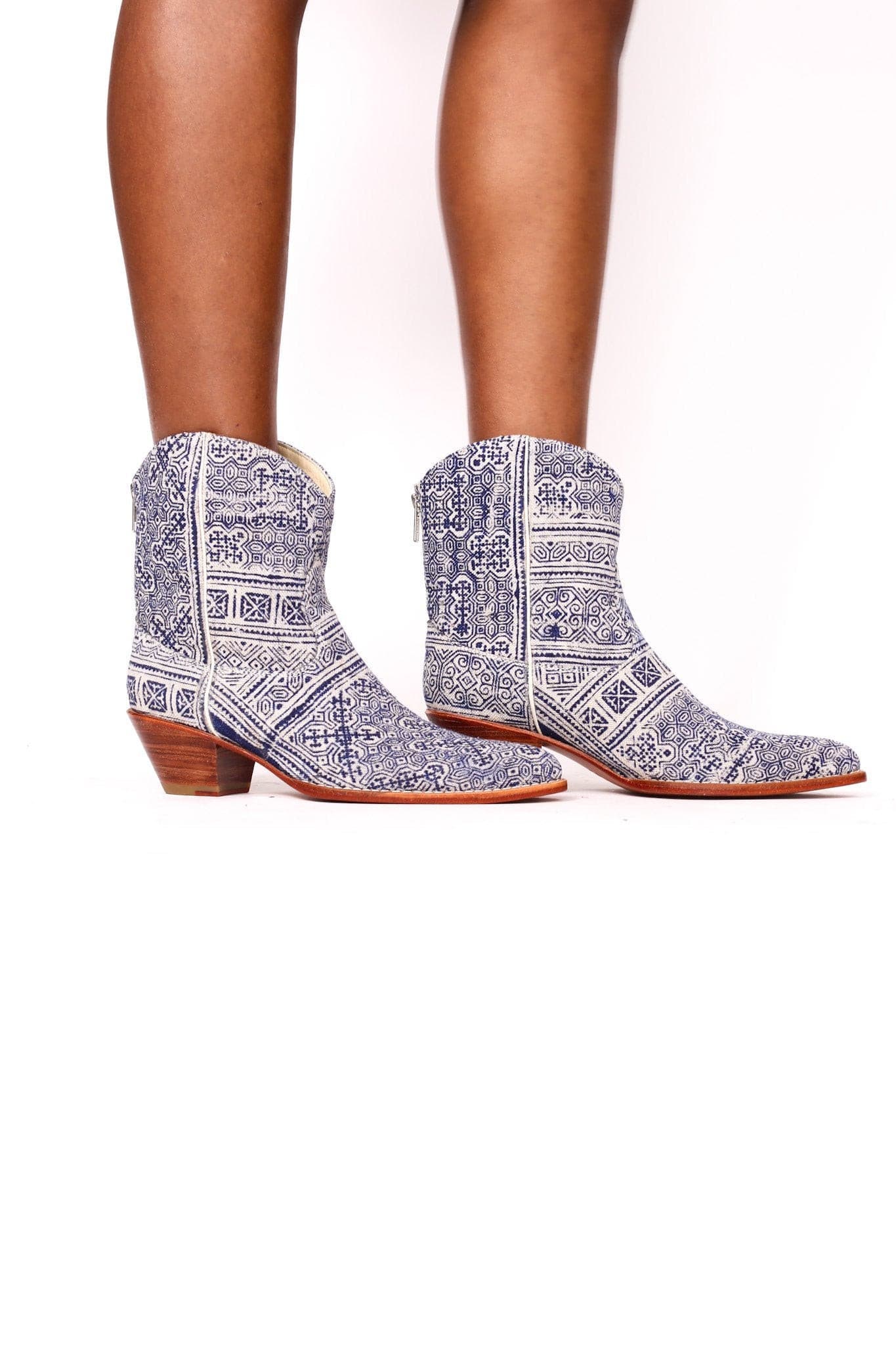 BATIK INDIGO BOOTIES NATASHA - MOMO STUDIO BERLIN - Berlin Concept Store - sustainable & ethical fashion