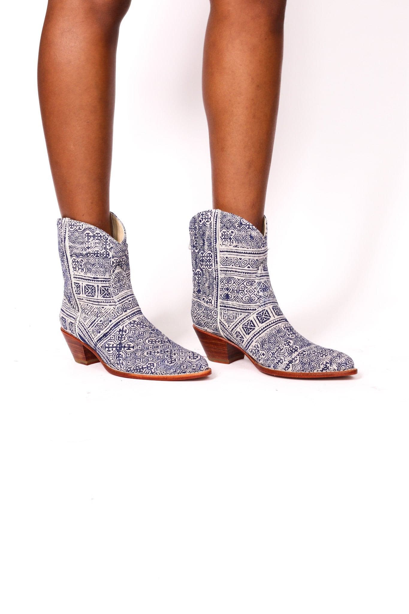 BATIK INDIGO BOOTIES NATASHA - MOMO STUDIO BERLIN - Berlin Concept Store - sustainable & ethical fashion