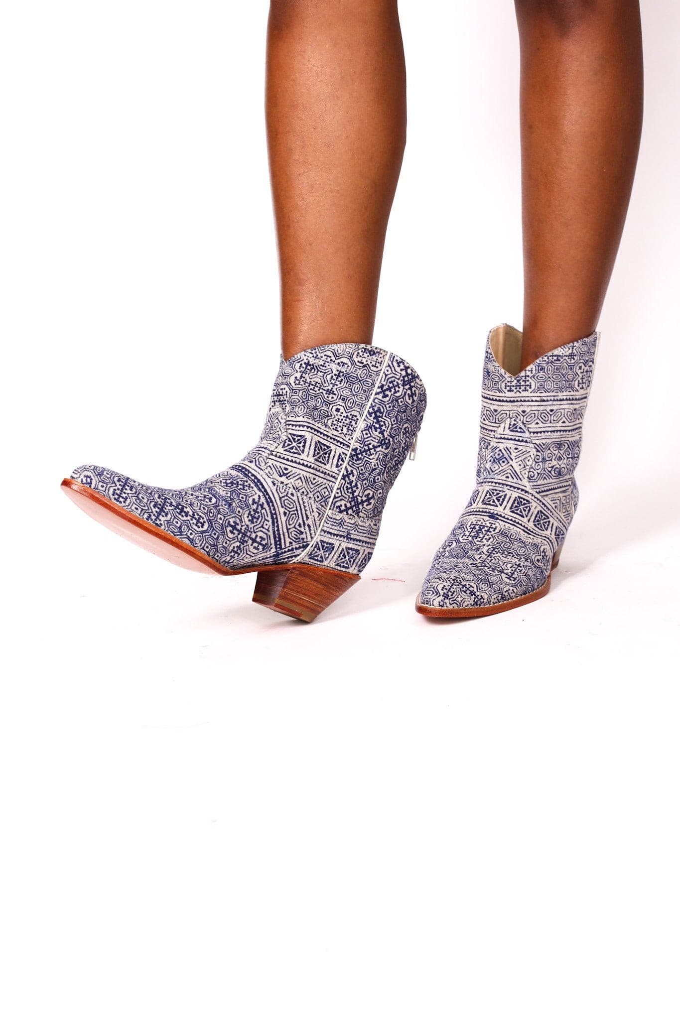 BATIK INDIGO BOOTIES NATASHA - MOMO STUDIO BERLIN - Berlin Concept Store - sustainable & ethical fashion