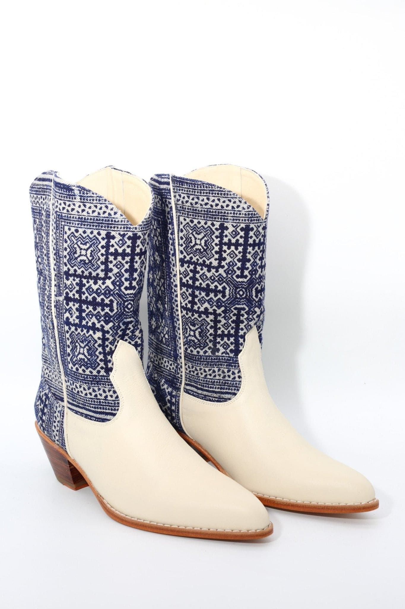 BATIK INDIGO WESTERN BOOTS MOLI - MOMO STUDIO BERLIN - Berlin Concept Store - sustainable & ethical fashion