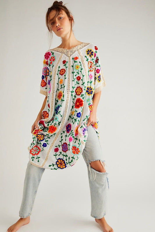BELLA FLOR EMBROIDERED CAFTAN X FREE PEOPLE - MOMO STUDIO BERLIN - Berlin Concept Store - sustainable & ethical fashion