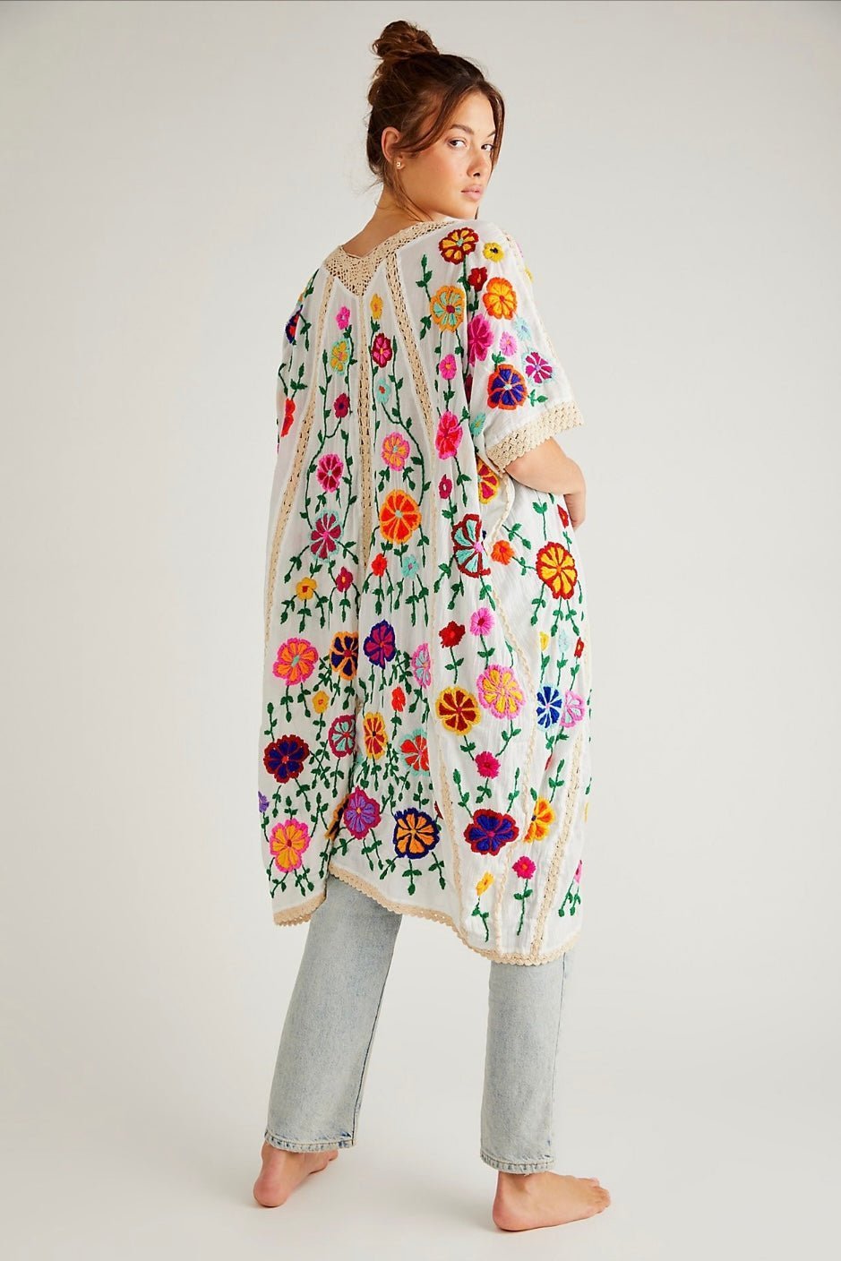 BELLA FLOR EMBROIDERED KAFTAN - MOMO STUDIO BERLIN - Berlin Concept Store - sustainable & ethical fashion