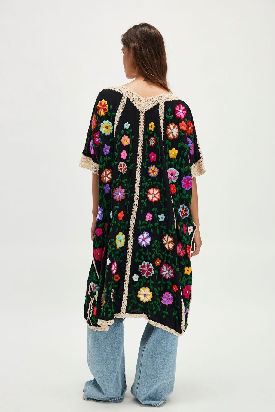 BELLA FLOR EMBROIDERED KAFTAN - MOMO STUDIO BERLIN - Berlin Concept Store - sustainable & ethical fashion