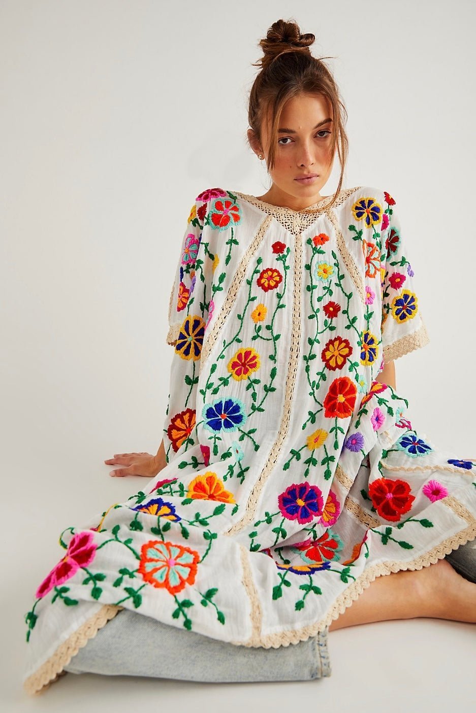 BELLA FLOR EMBROIDERED KAFTAN - MOMO STUDIO BERLIN - Berlin Concept Store - sustainable & ethical fashion