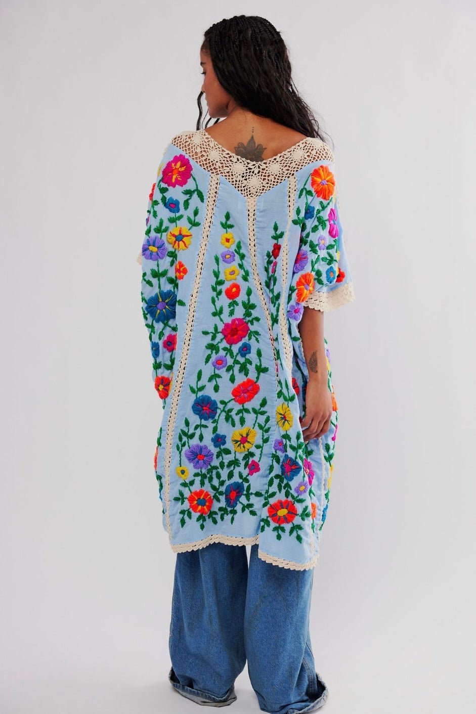 BELLA FLORA EMBROIDERED KAFTAN X FREE PEOPLE - MOMO STUDIO BERLIN - Berlin Concept Store - sustainable & ethical fashion