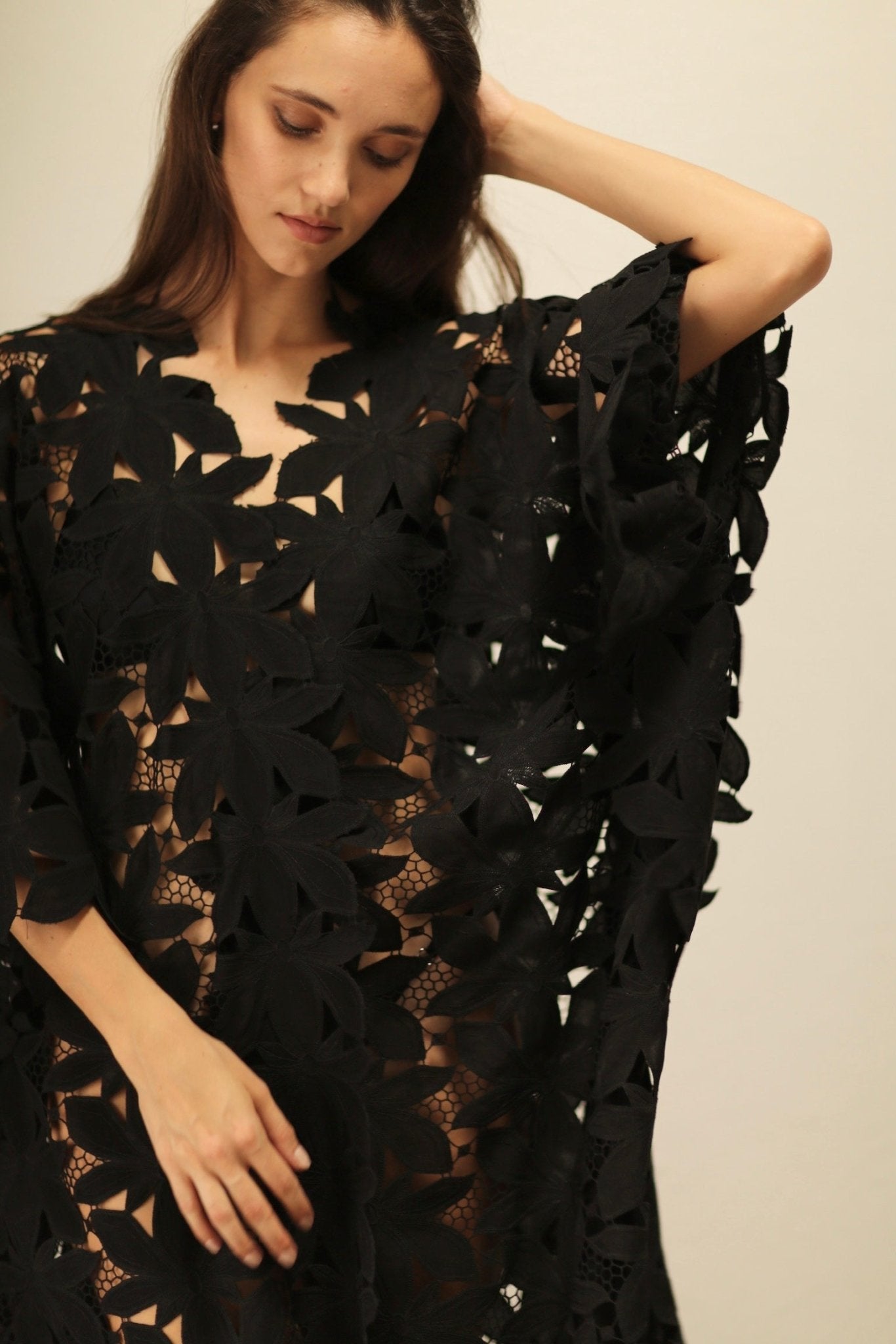 BLACK COTON LACE FLOWER KIMONO - MOMO STUDIO BERLIN - Berlin Concept Store - sustainable & ethical fashion