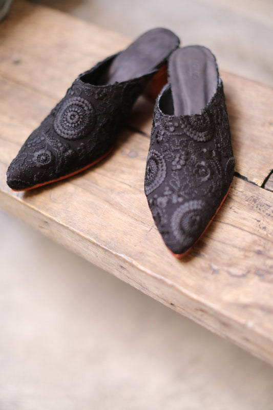 BLACK EMBROIDERED HEELED MULES X NEIMAN MARCUS - MOMO STUDIO BERLIN - Berlin Concept Store - sustainable & ethical fashion